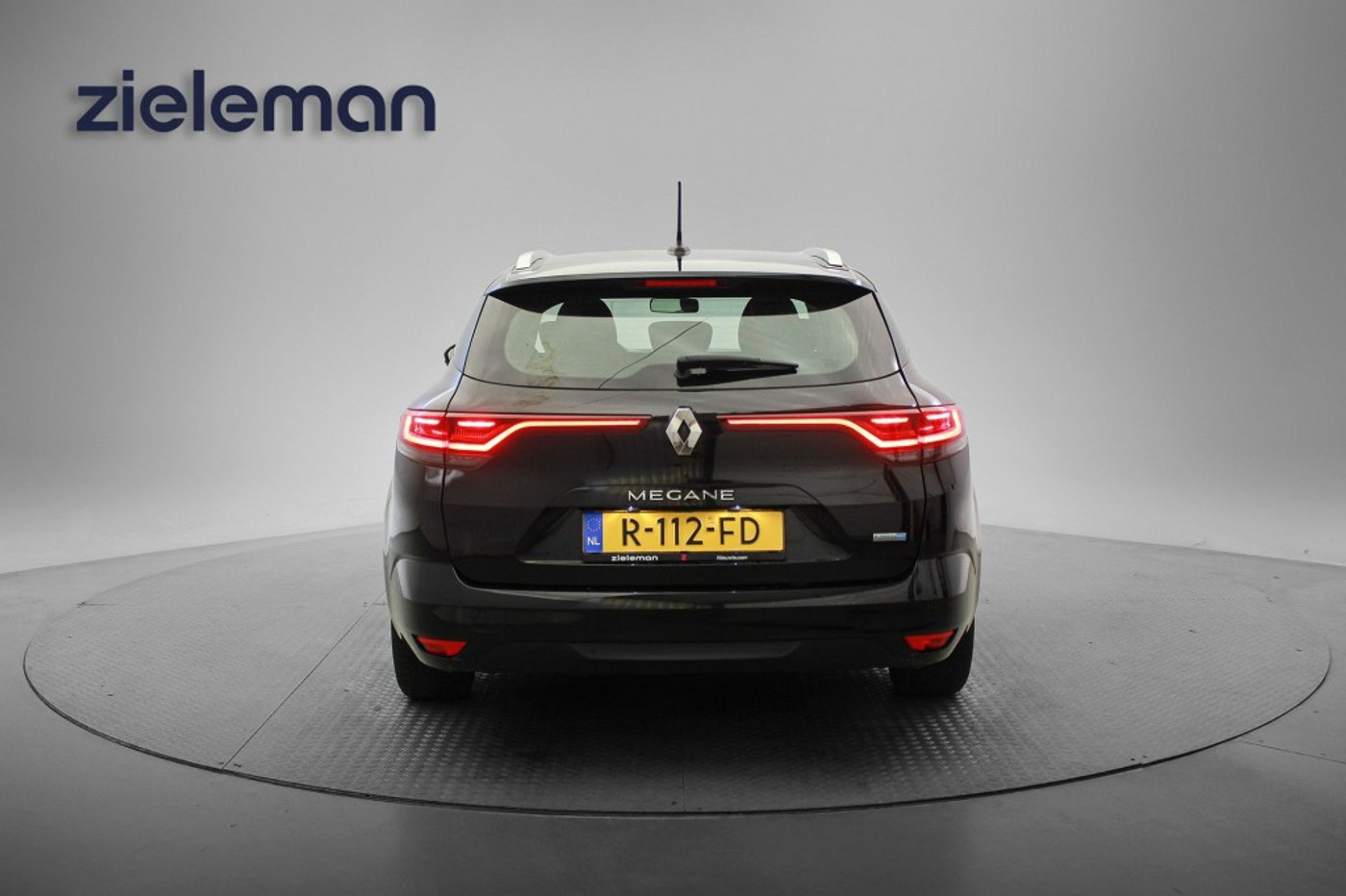 Foto van Renault Megane E-tech Plug-in Hybrid