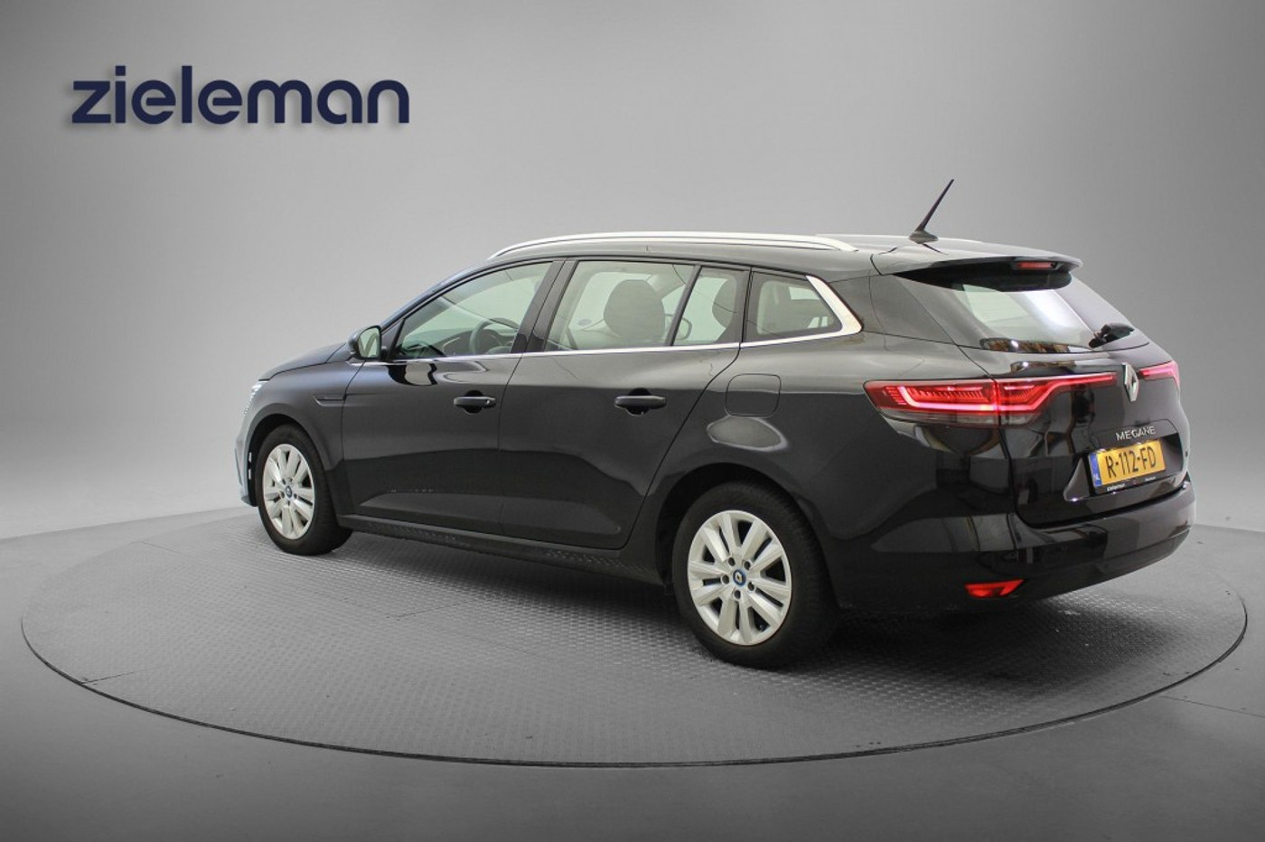 Foto van Renault Megane E-tech Plug-in Hybrid