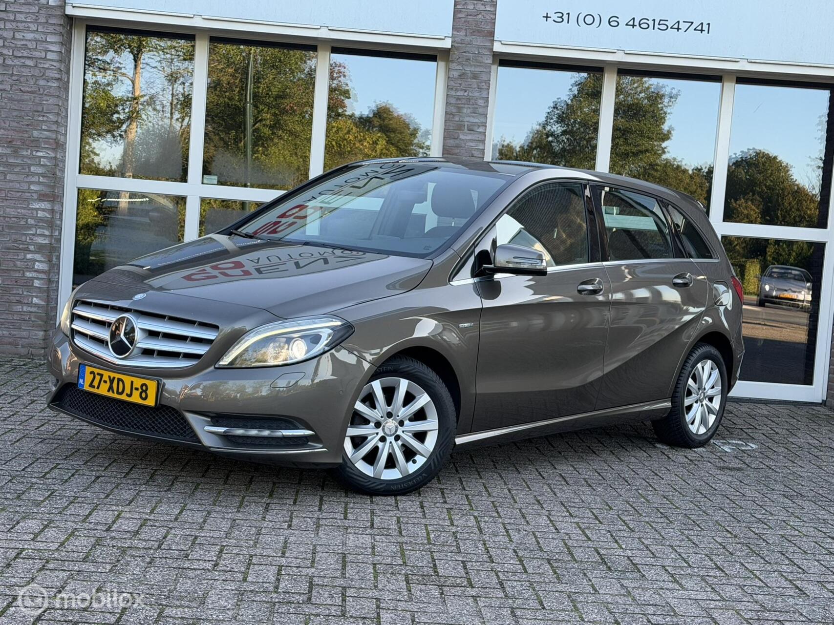 Foto van Mercedes-Benz B 180
