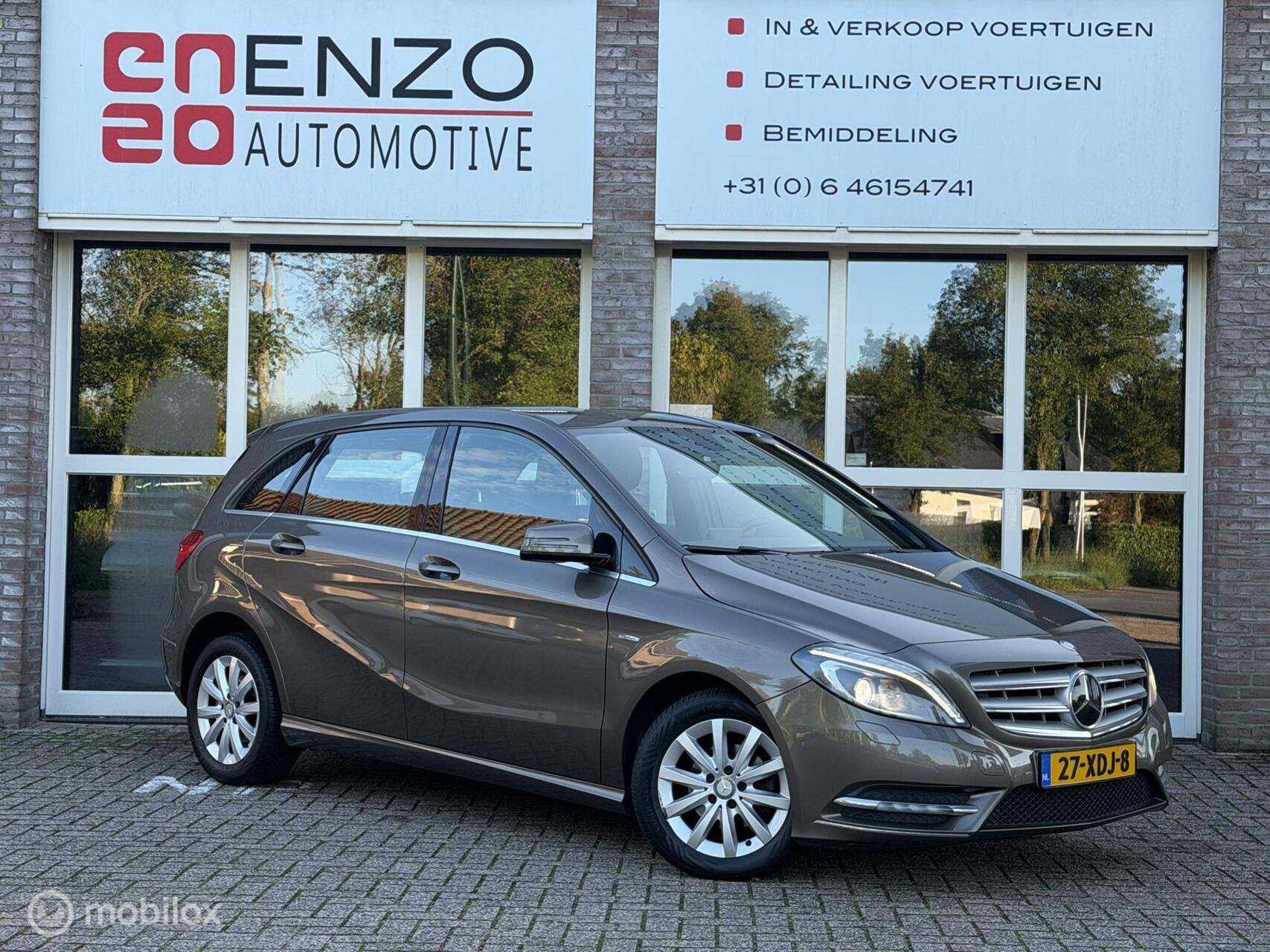 Foto van Mercedes-Benz B 180
