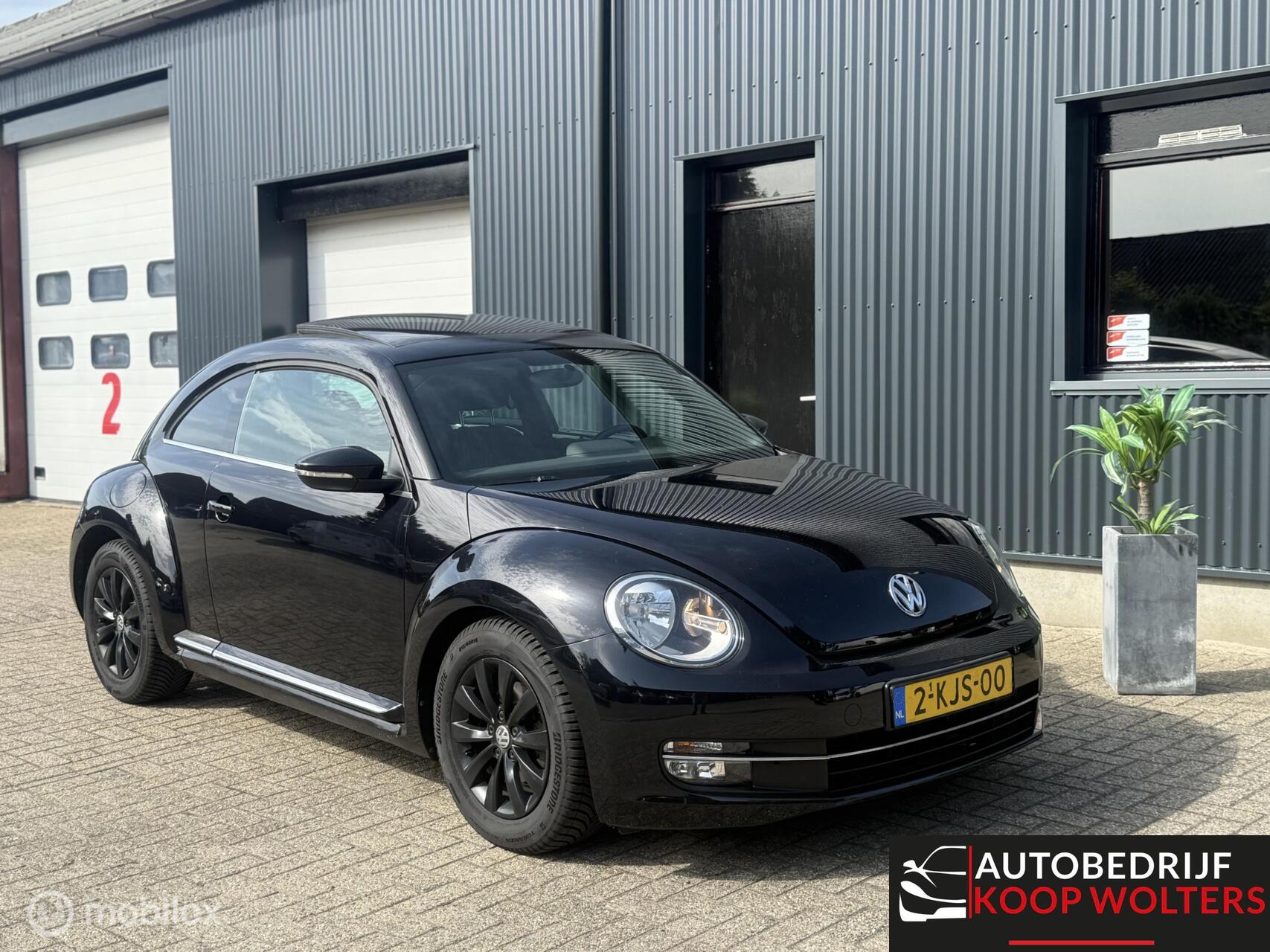 Volkswagen Beetle 1.2 TSI Design 2013 - voorkant