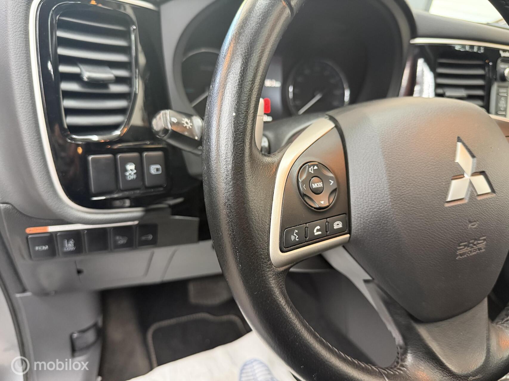 Foto van Mitsubishi Mitsubishi Outlander