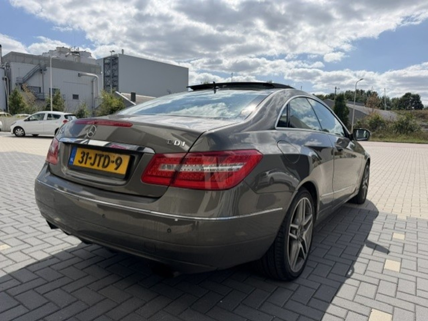 Foto van Mercedes-Benz E 350 CDI