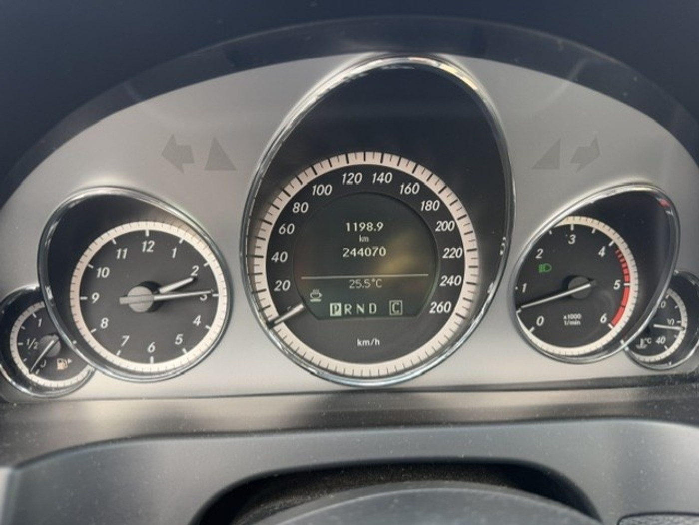 Foto van Mercedes-Benz E 350 CDI