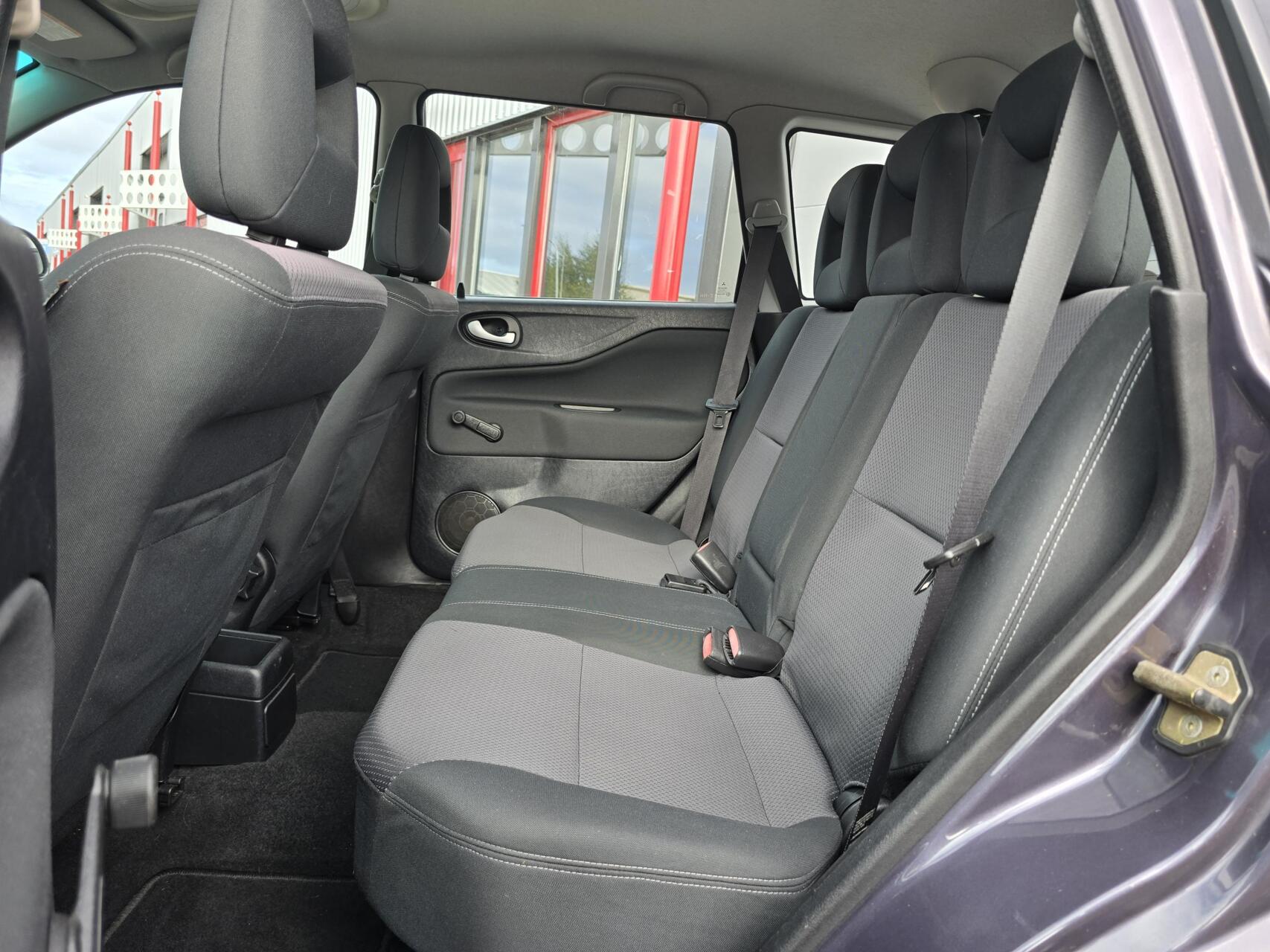 Foto van Mitsubishi Space Star