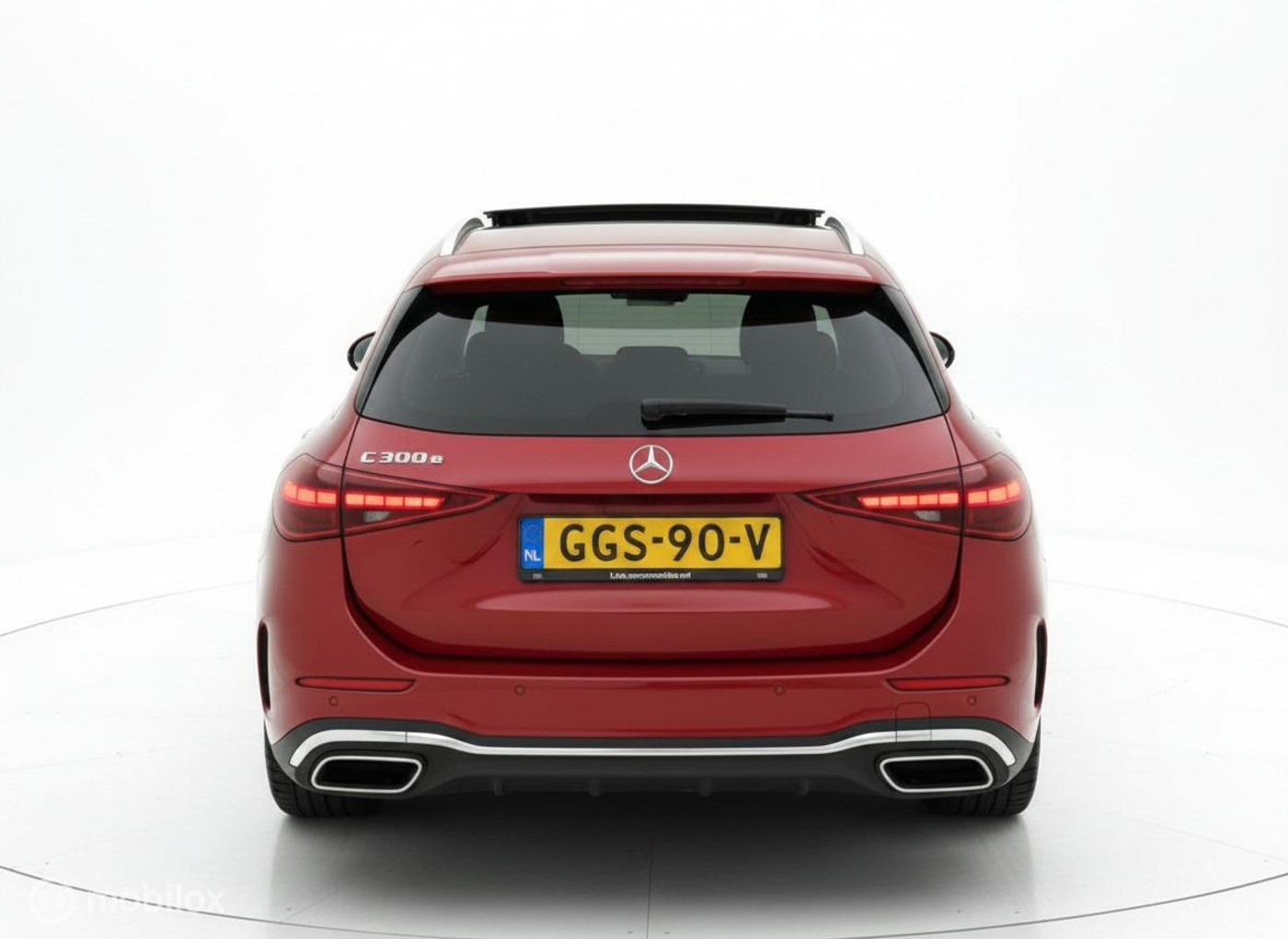 Foto van Mercedes-Benz C 300 E