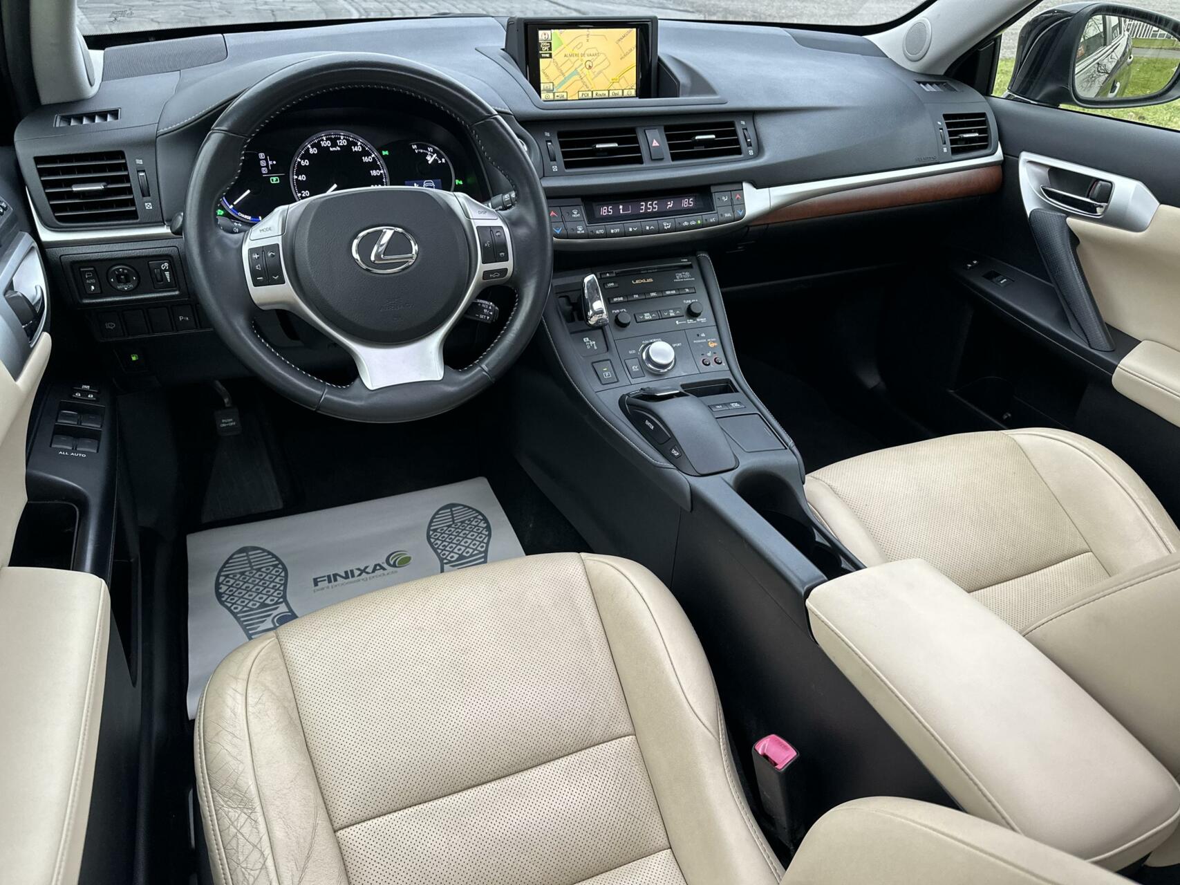 Foto van Lexus CT
