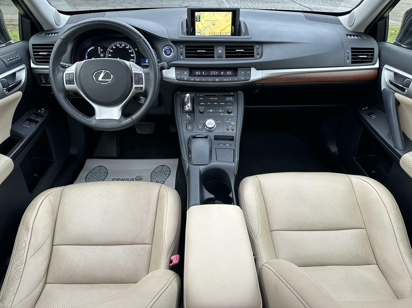 Foto van Lexus CT