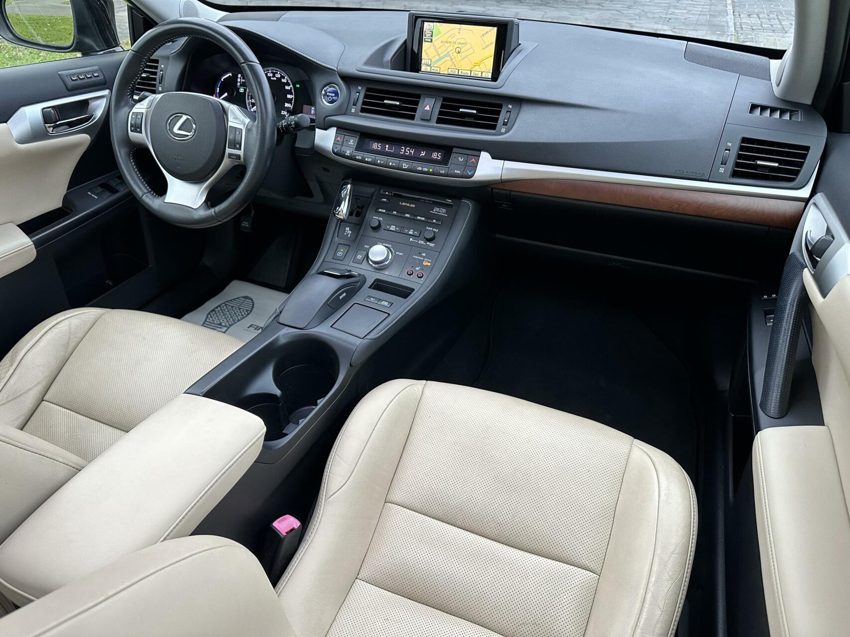Foto van Lexus CT