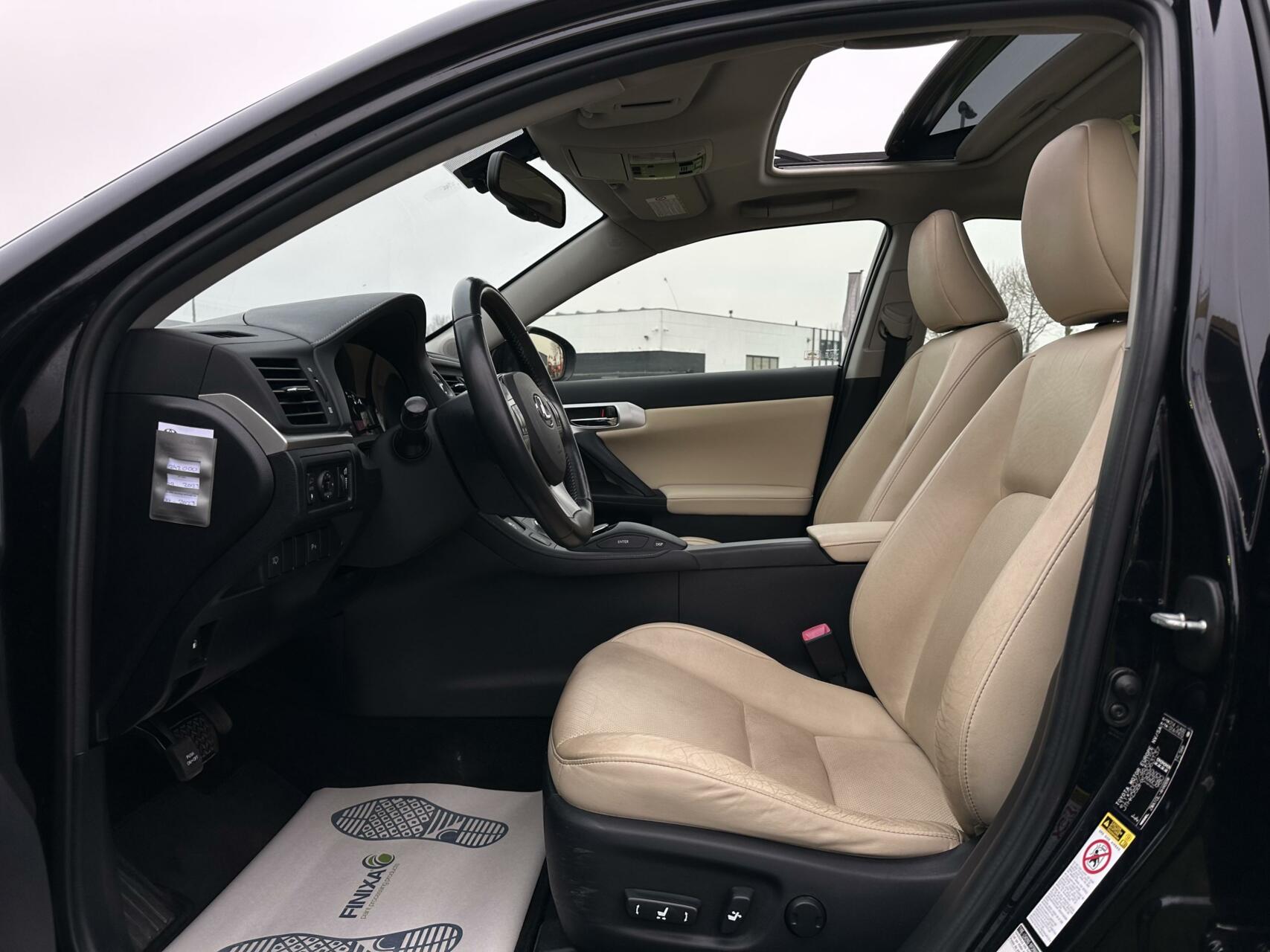 Foto van Lexus CT
