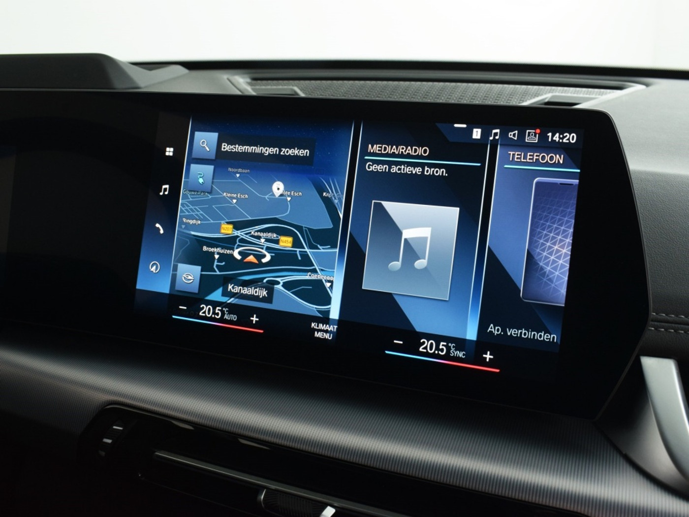 Foto van BMW Ix1 Xdrive30