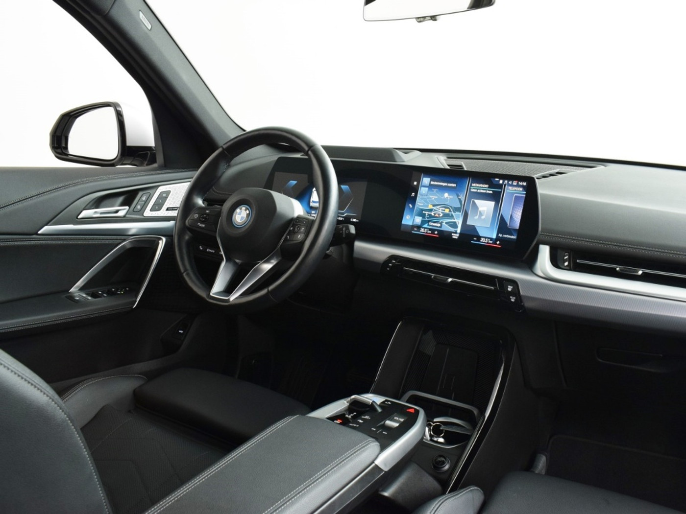 Foto van BMW Ix1 Xdrive30