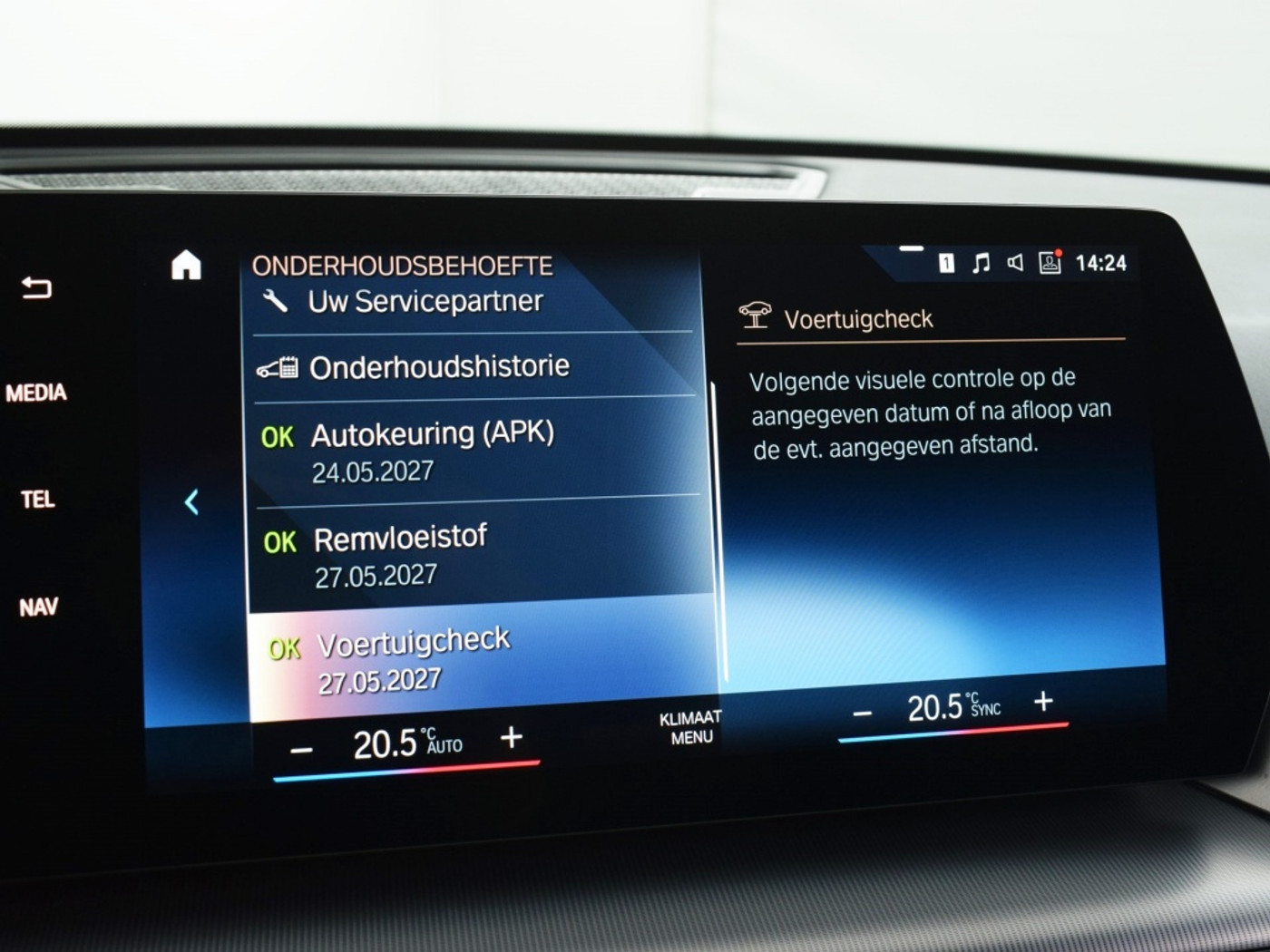 Foto van BMW Ix1 Xdrive30