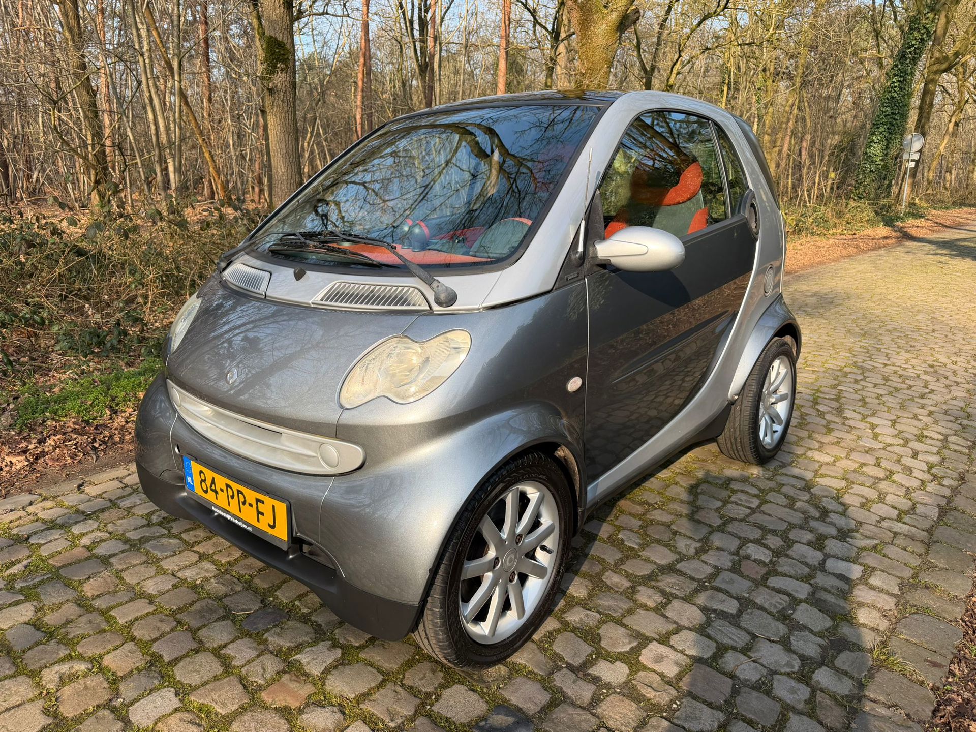 Smart Fortwo Coupe 0.7 pure airco vol automaat 155668 km 2004 - voorkant