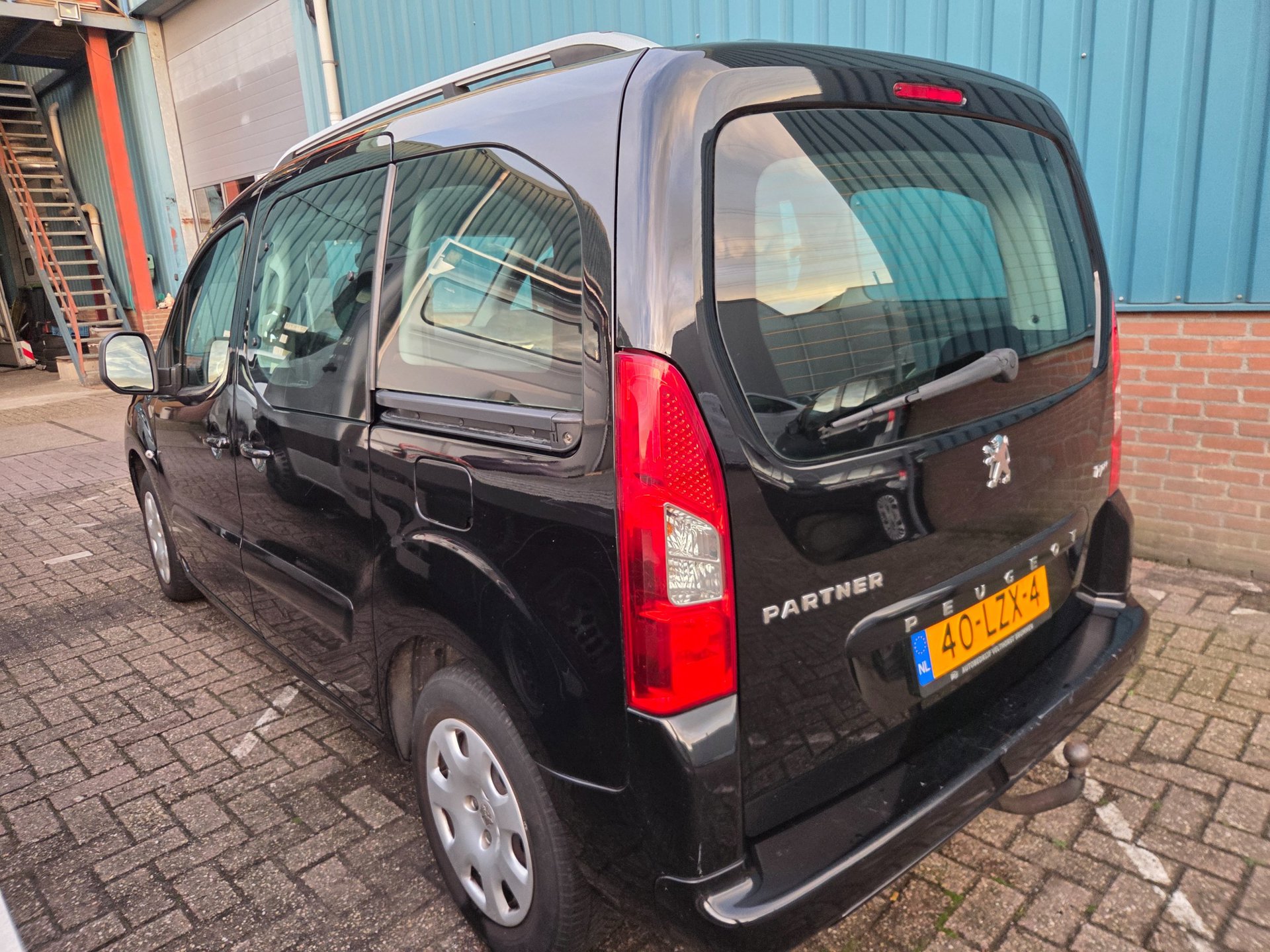 Foto van Peugeot Partner