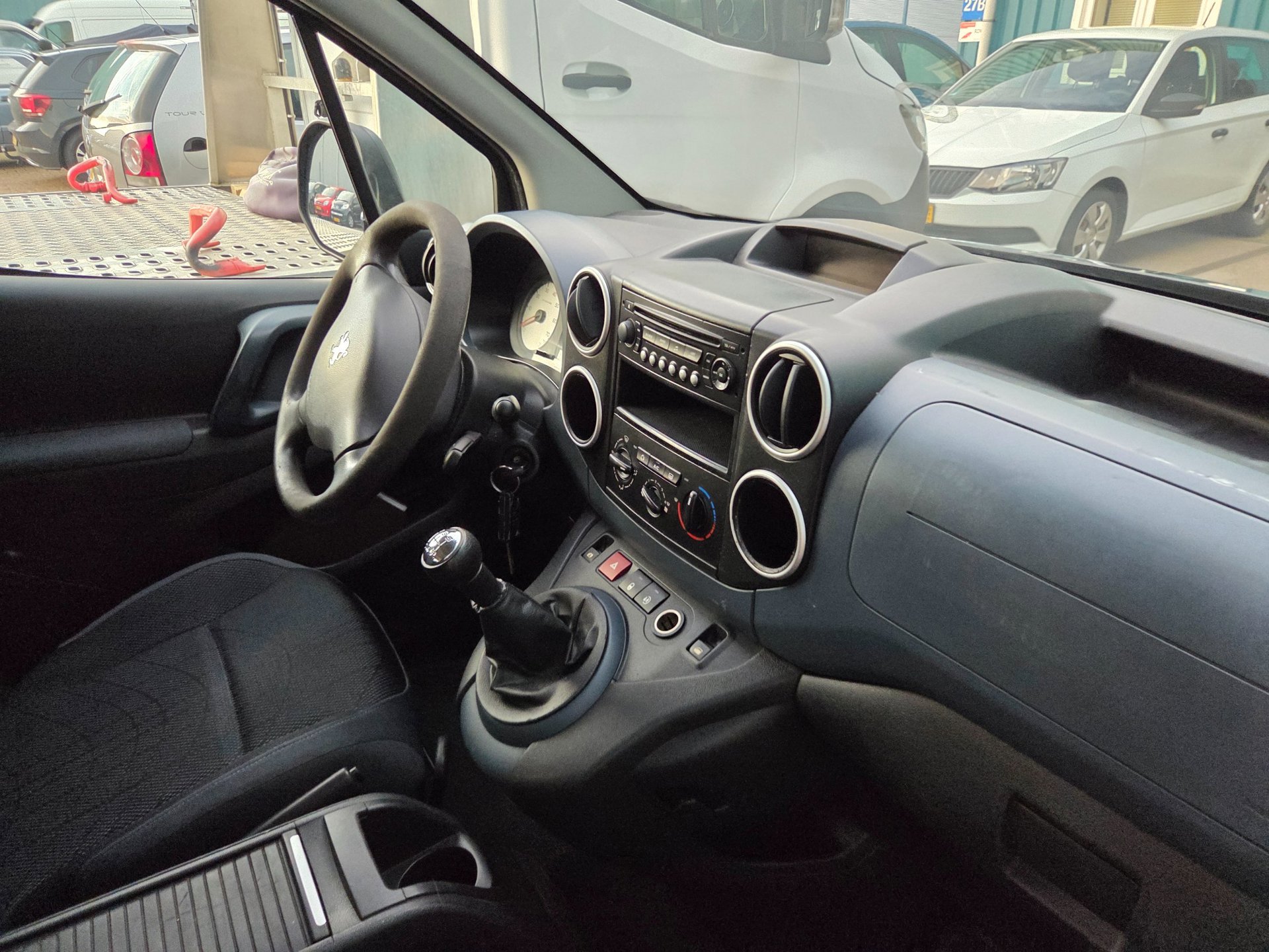 Foto van Peugeot Partner