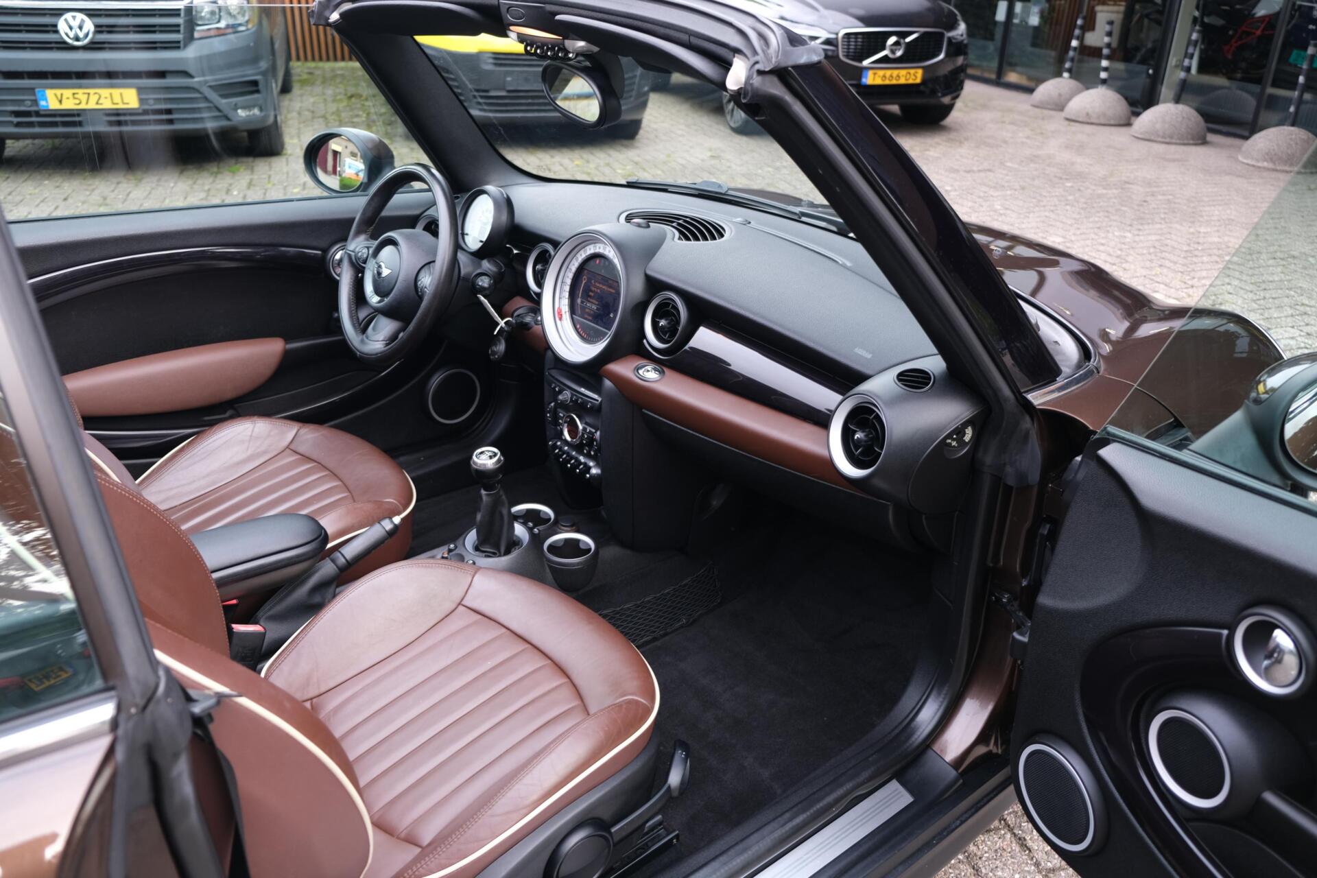 Foto van Mini Cooper Cabrio