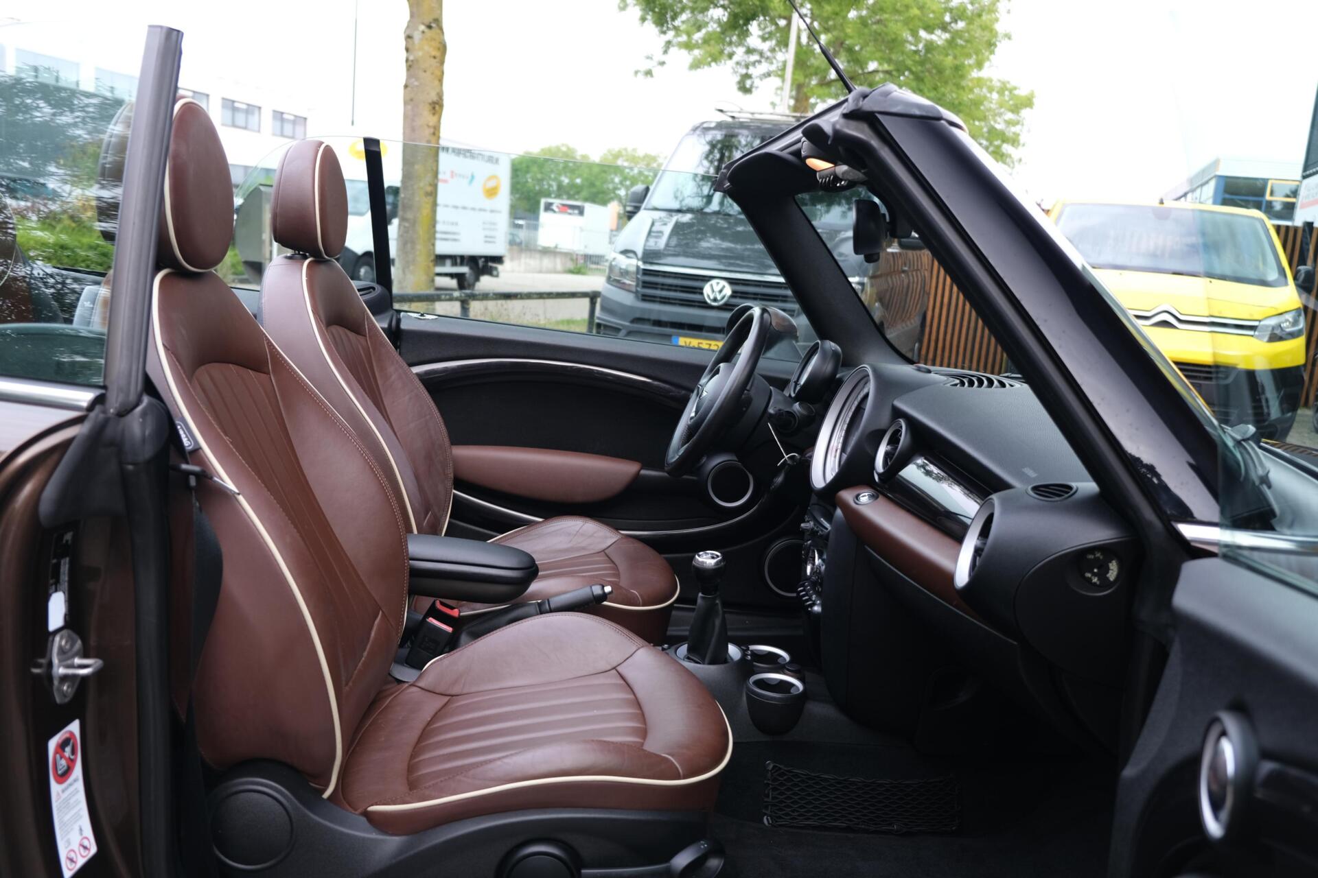 Foto van Mini Cooper Cabrio