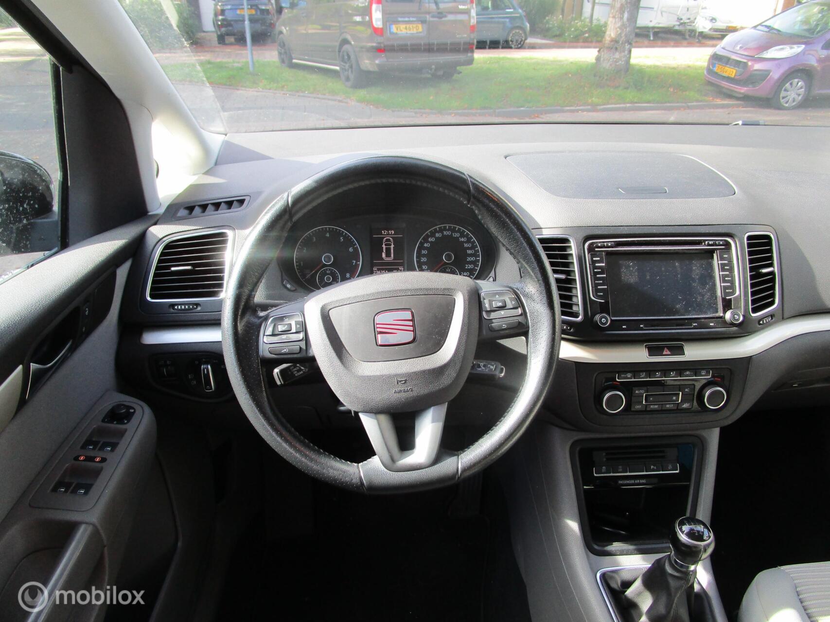 Foto van Seat Alhambra