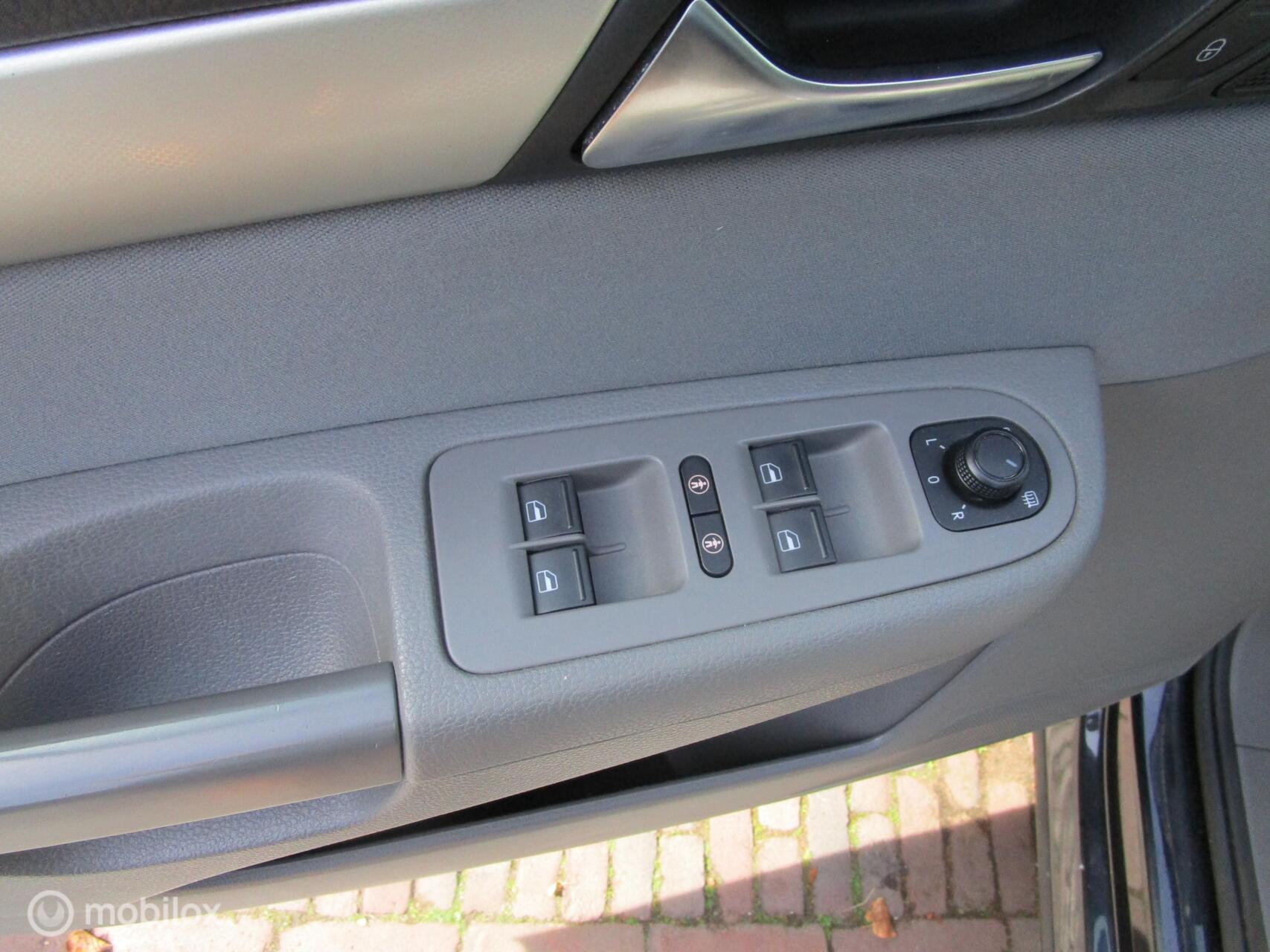 Foto van Seat Alhambra