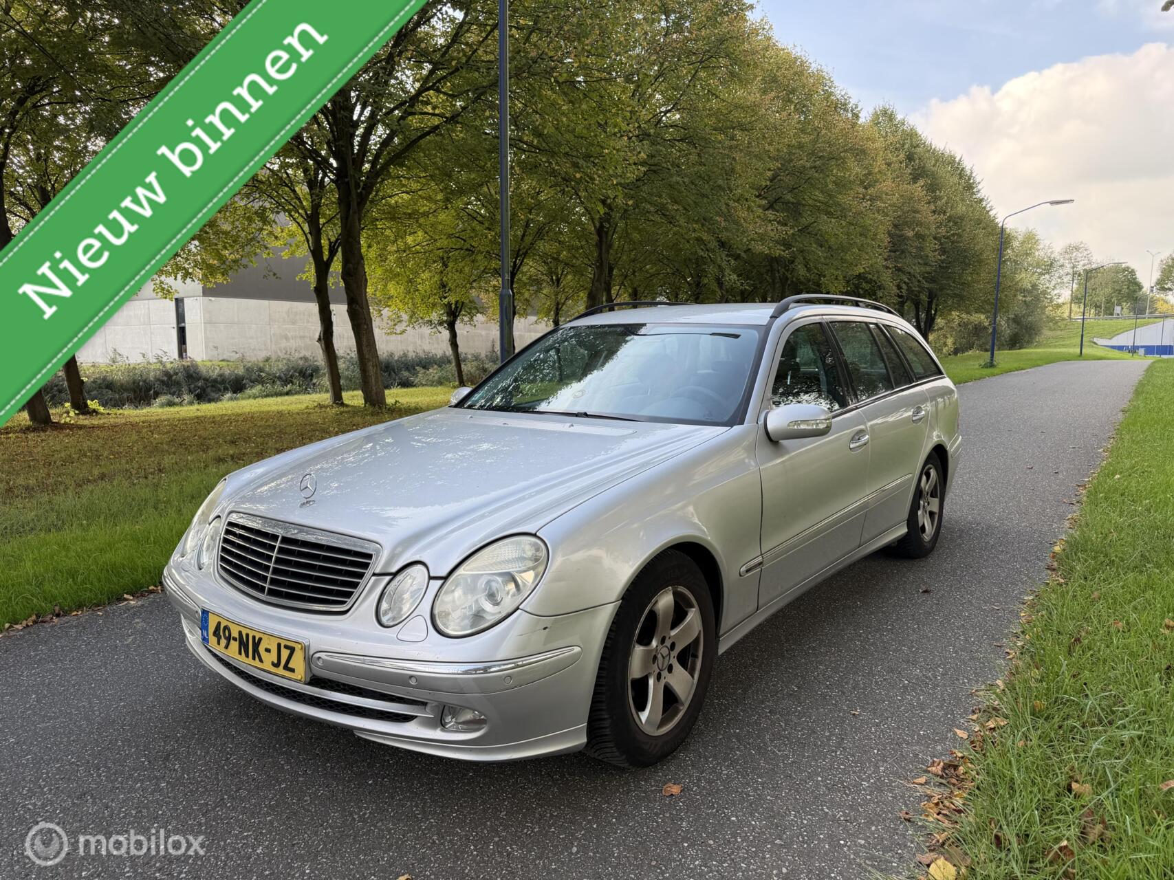 Mercedes-Benz E 240 240 Avantgarde*AUTOMAAT*INRUILKOOPJE 2003 - voorkant