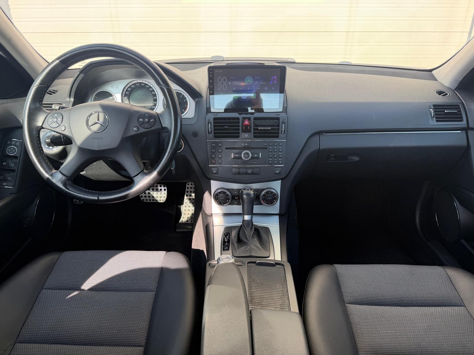 Foto van Mercedes-Benz C 230