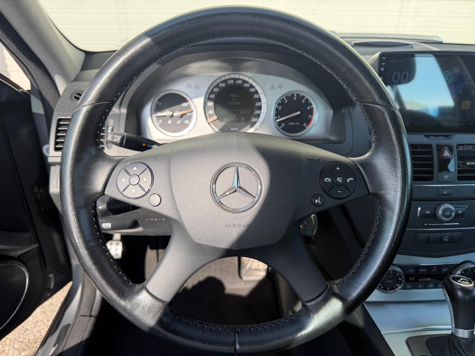 Foto van Mercedes-Benz C 230