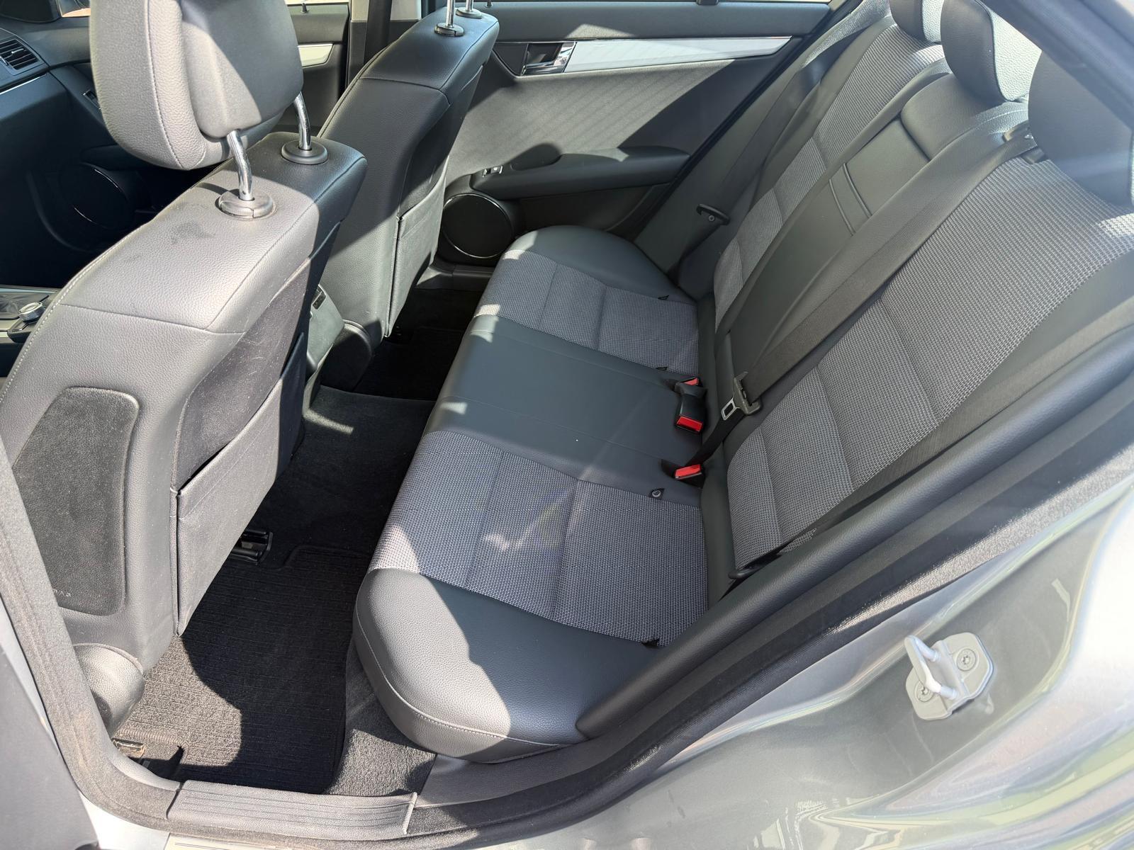 Foto van Mercedes-Benz C 230