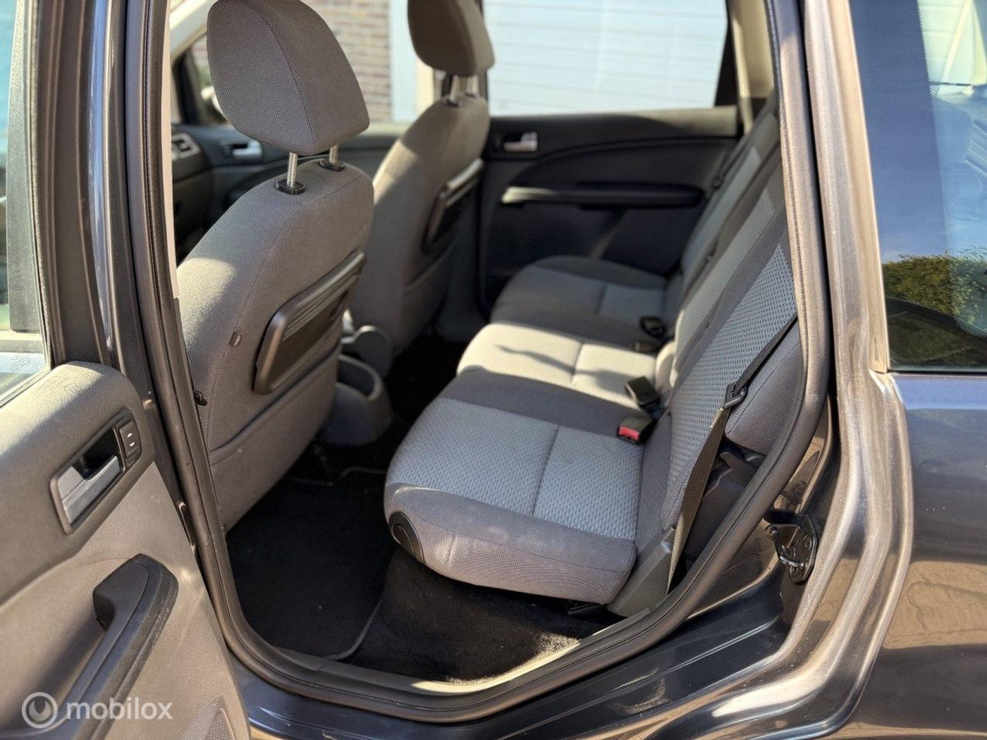 Foto van Ford Focus C-max