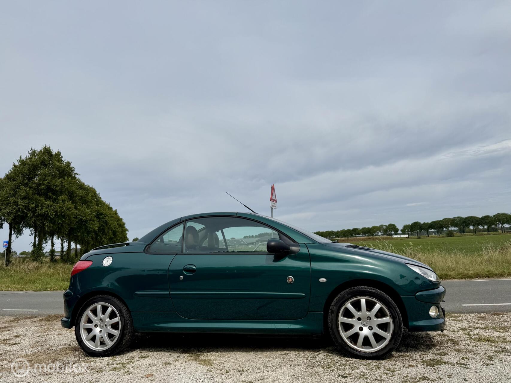 Foto van Peugeot 206 CC