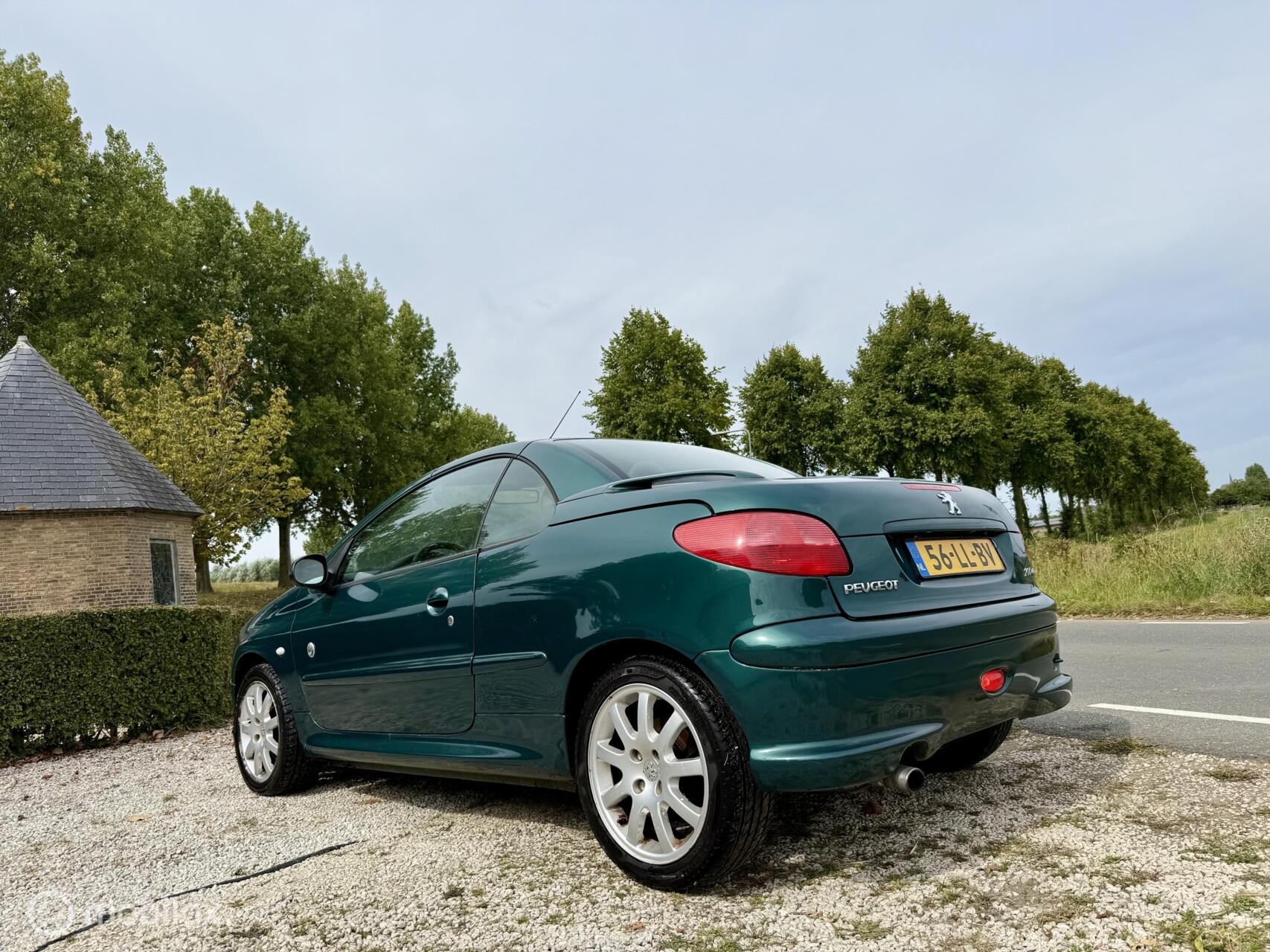 Foto van Peugeot 206 CC