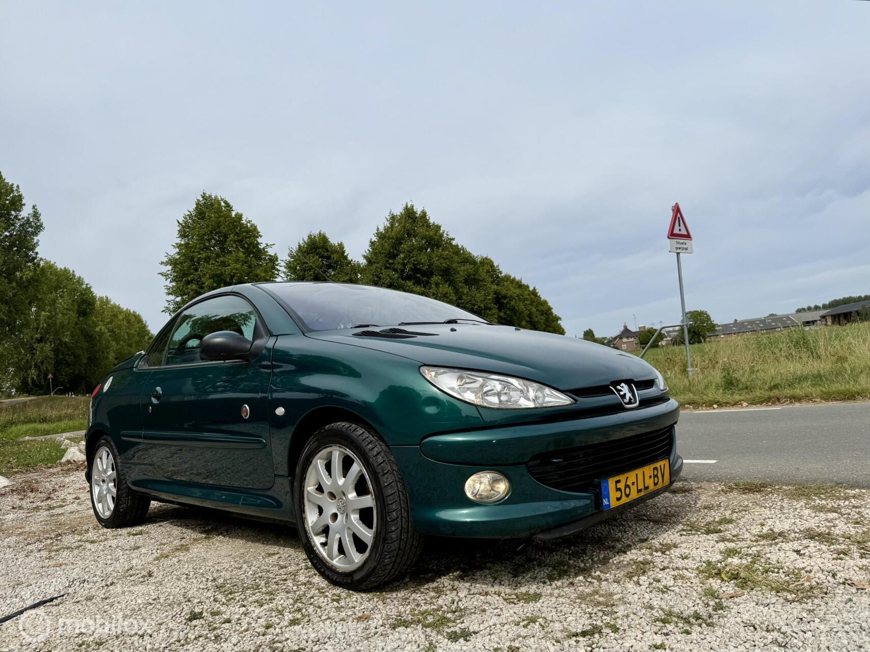 Foto van Peugeot 206 CC