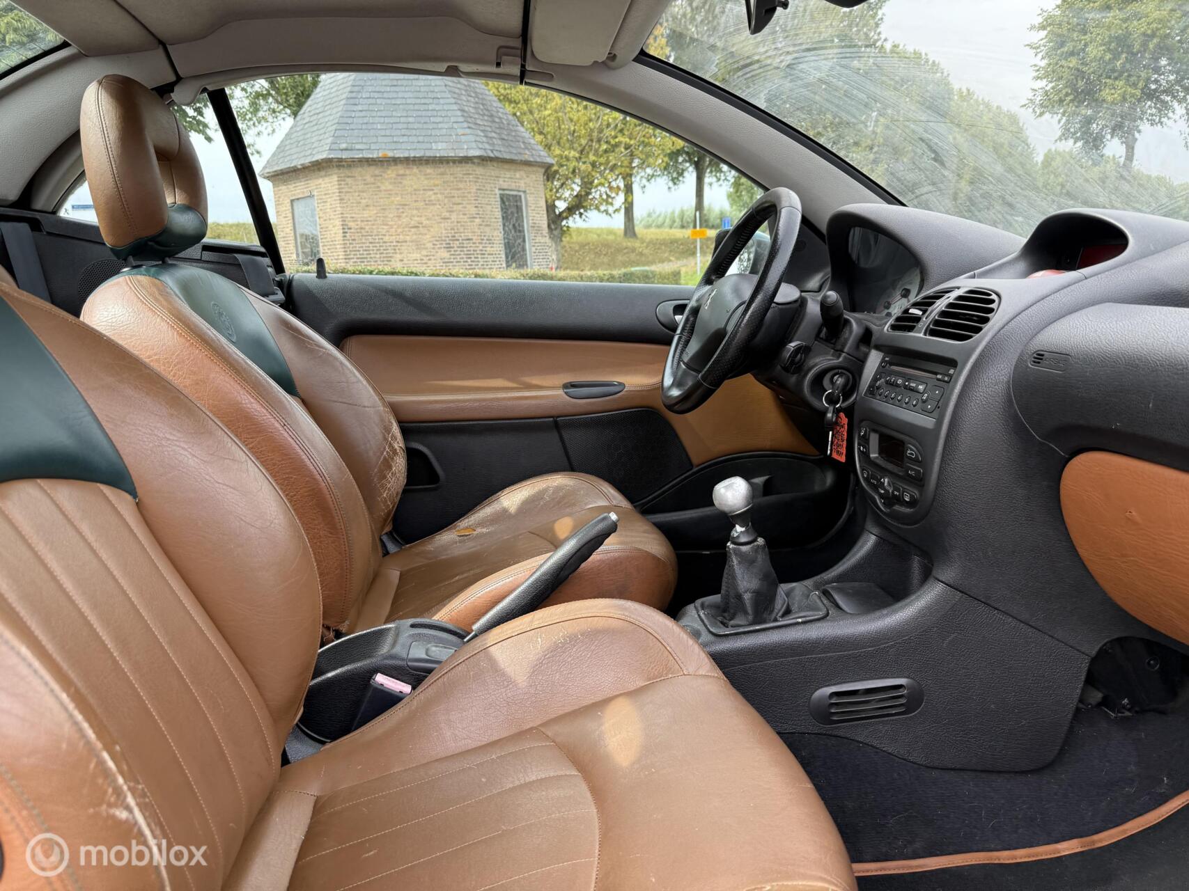 Foto van Peugeot 206 CC