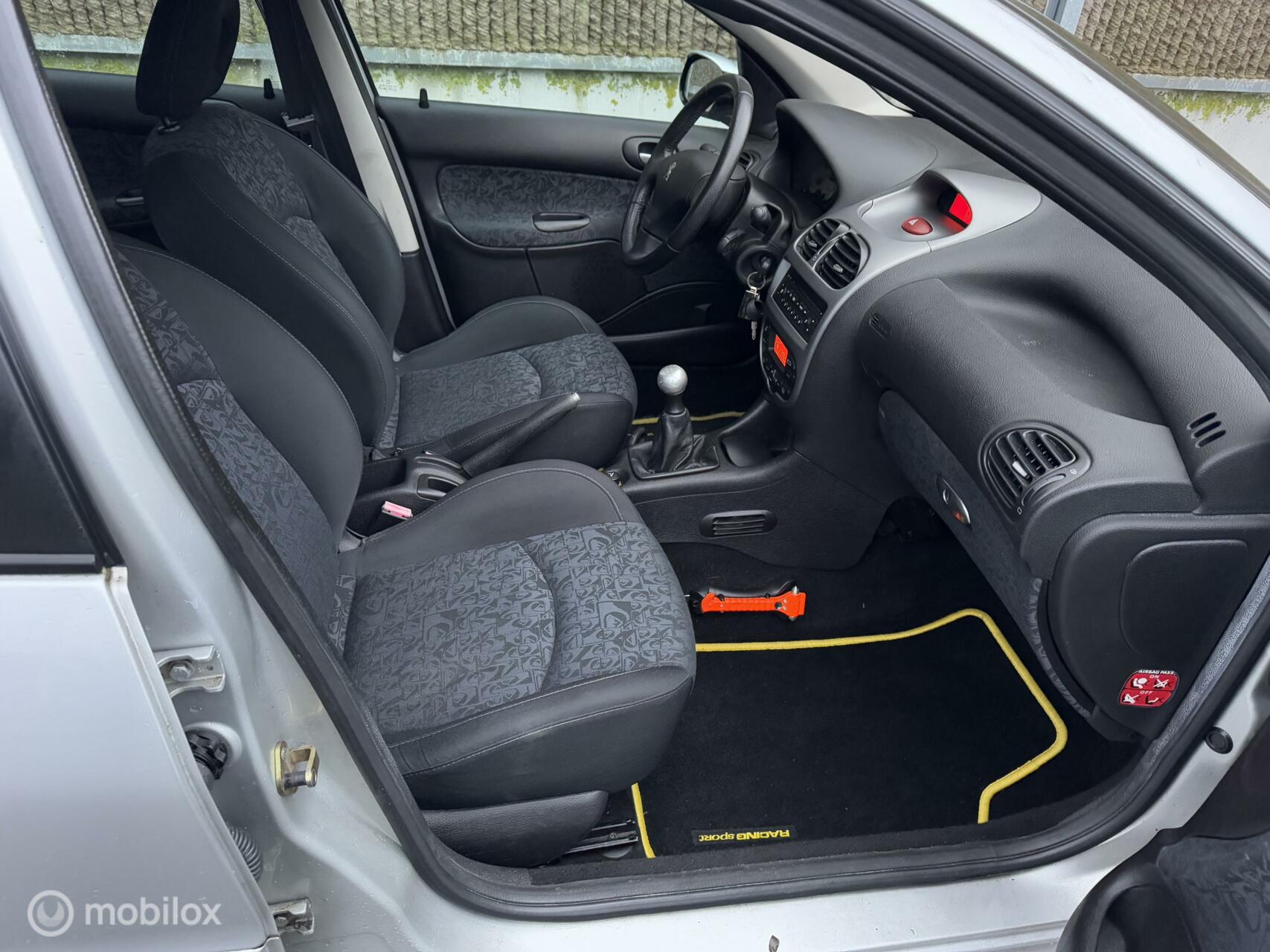 Foto van Peugeot 206 SW