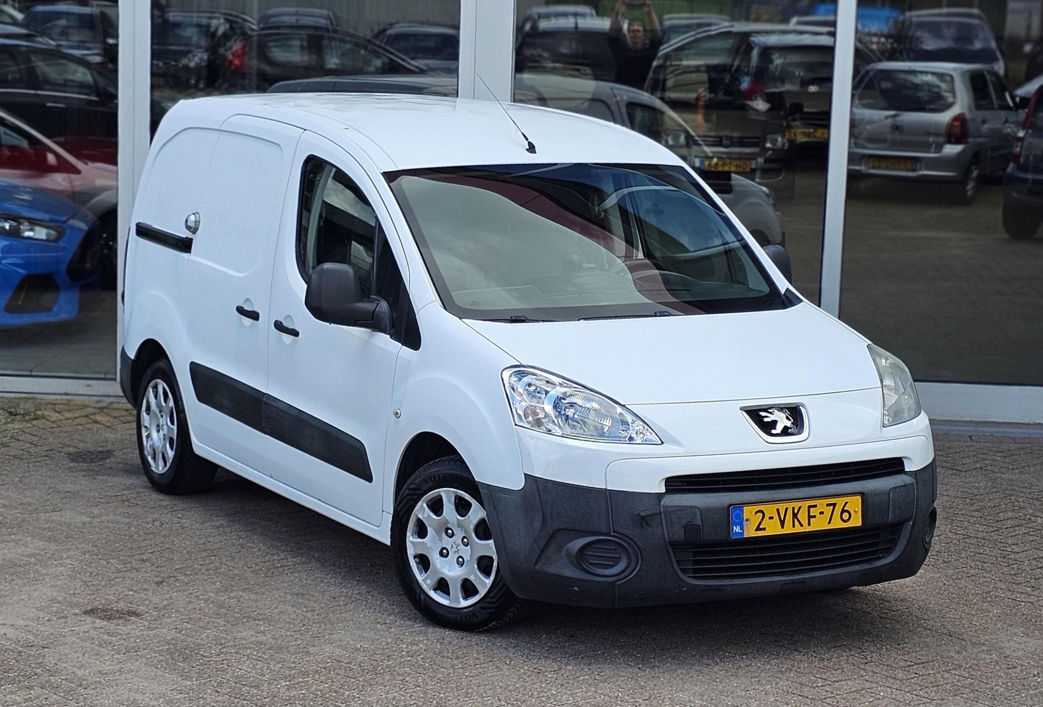 Foto van Peugeot Partner 120 L1 1.6hdif 66kw - 2pl