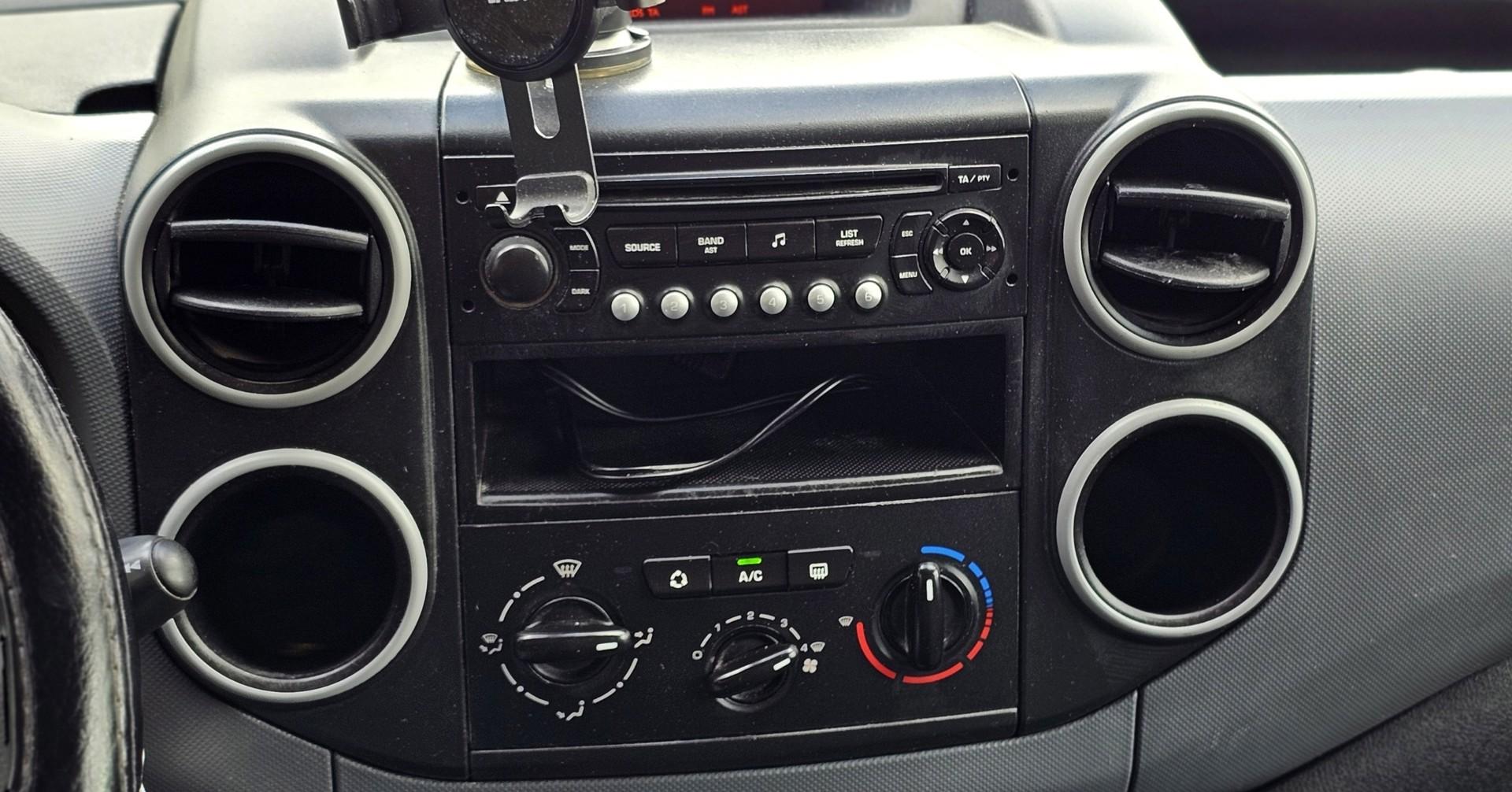 Foto van Peugeot Partner 120 L1 1.6hdif 66kw - 2pl