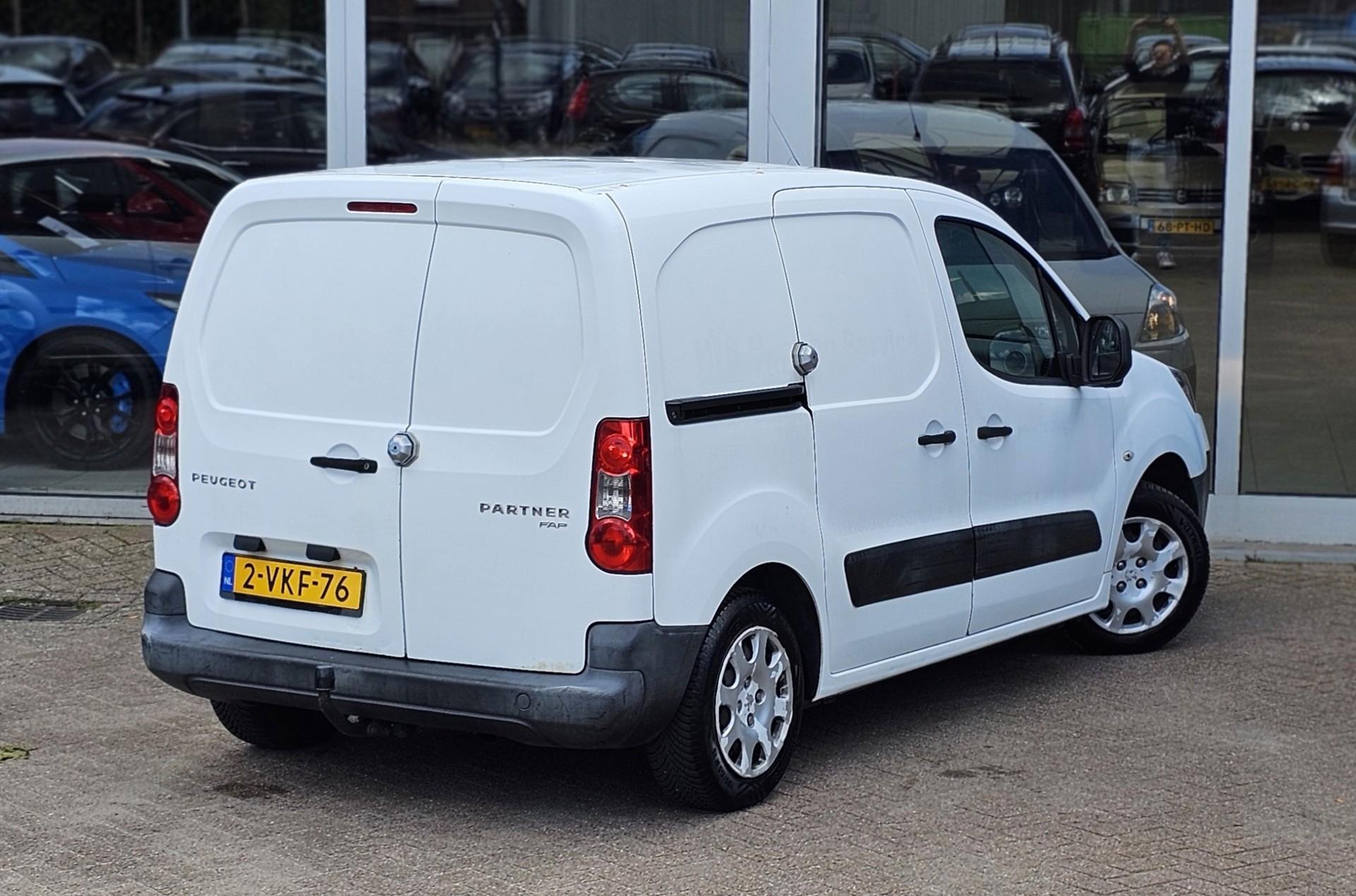 Foto van Peugeot Partner 120 L1 1.6hdif 66kw - 2pl