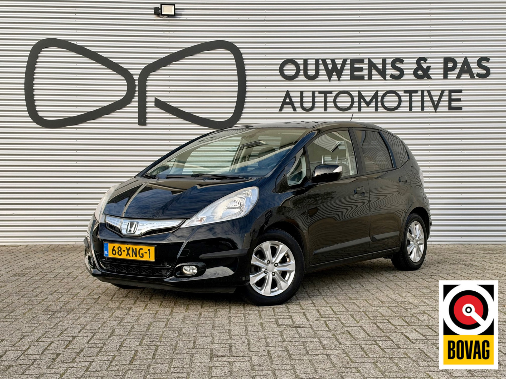 Honda Jazz Hybrid 1.4 Hybrid Exclusive | 2e eigenaar | NAP | LEER | PANORAMA 2012 - voorkant