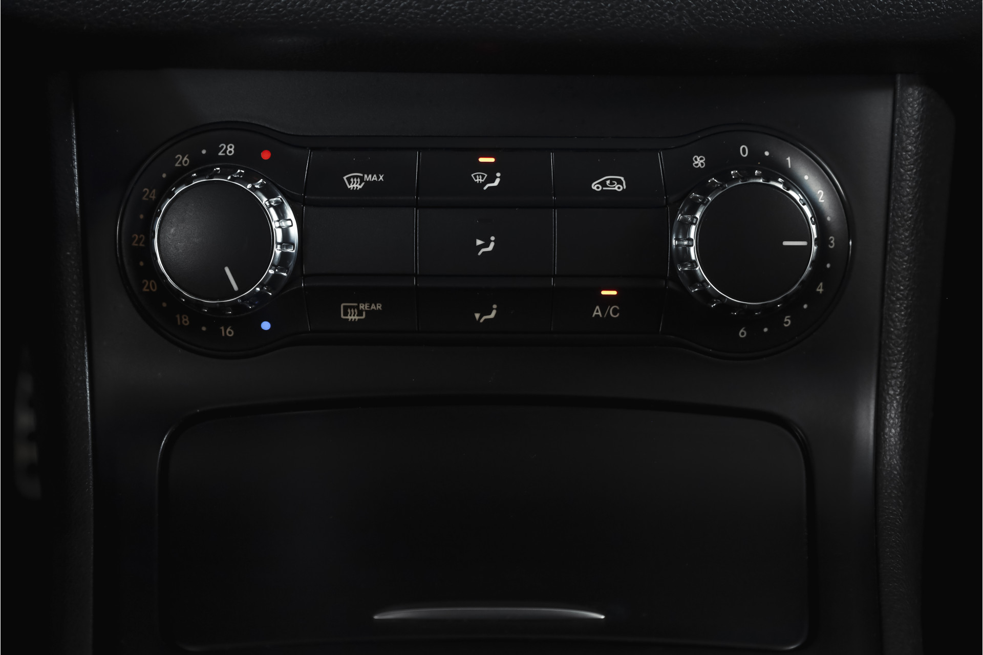 Foto van Mercedes-Benz B 200