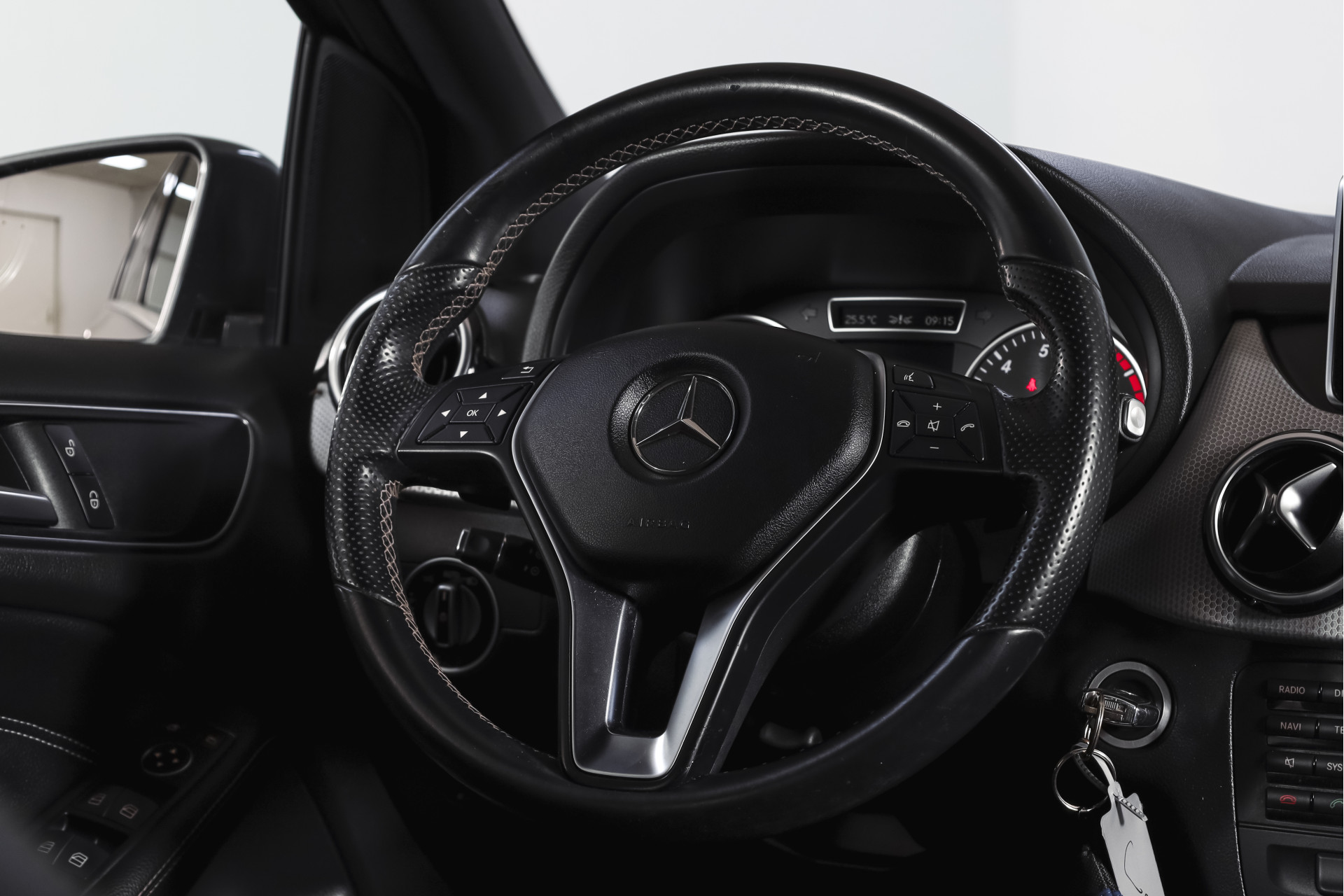 Foto van Mercedes-Benz B 200