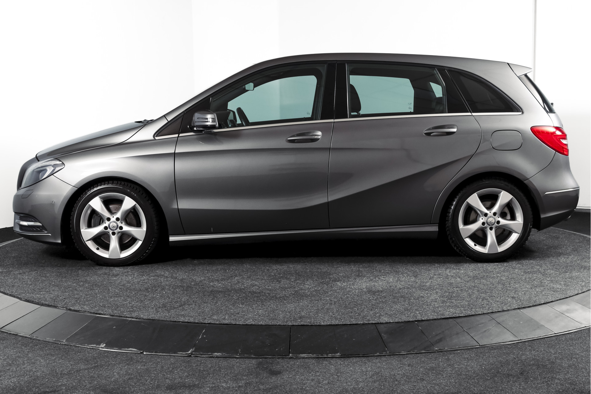 Foto van Mercedes-Benz B 200