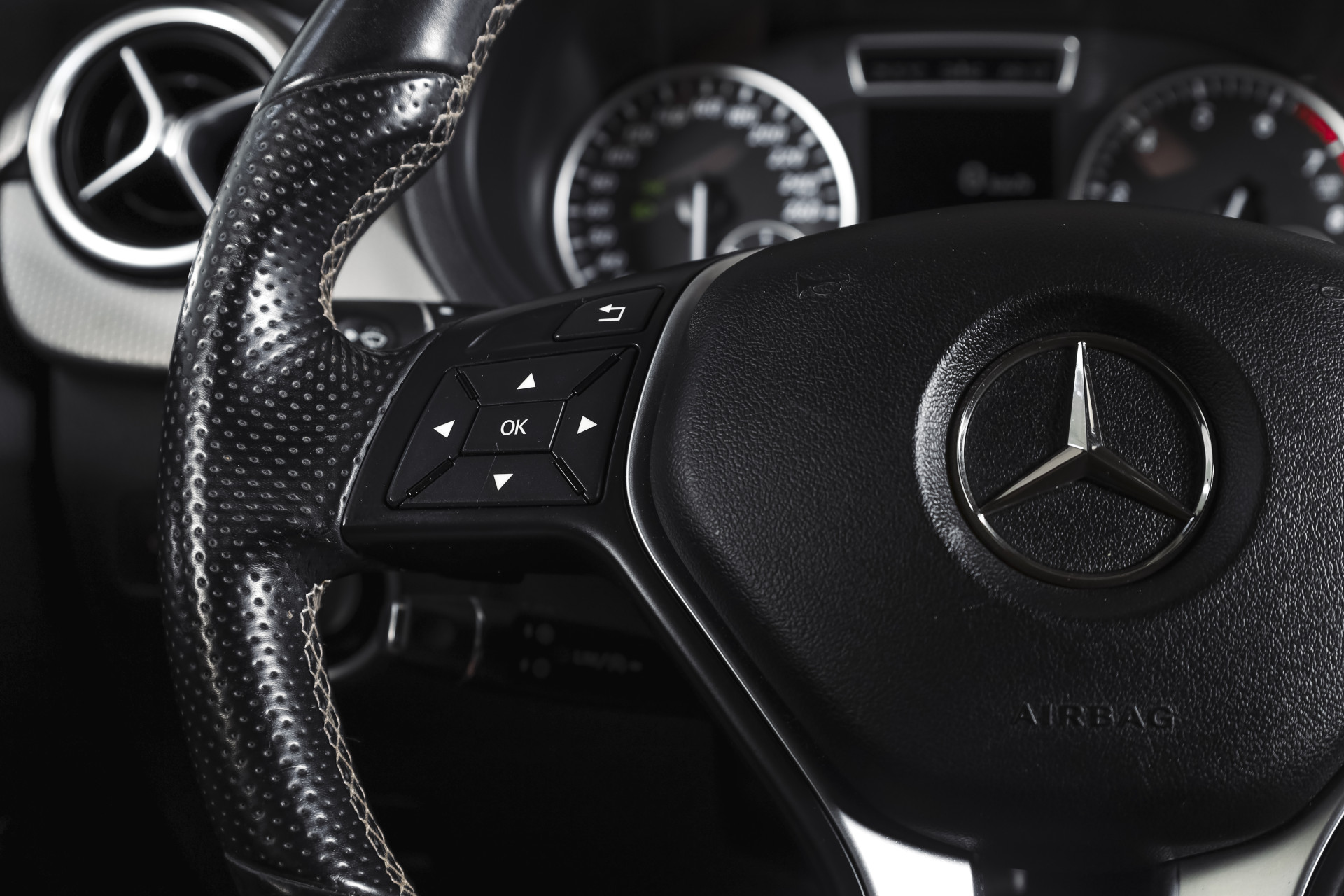 Foto van Mercedes-Benz B 200