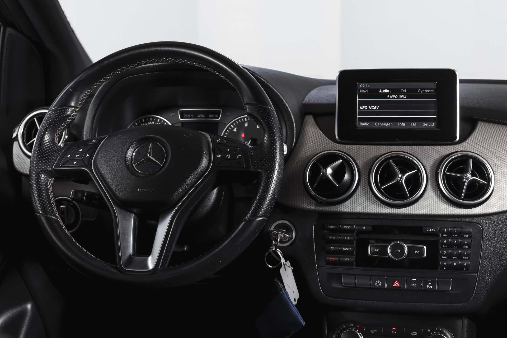 Foto van Mercedes-Benz B 200