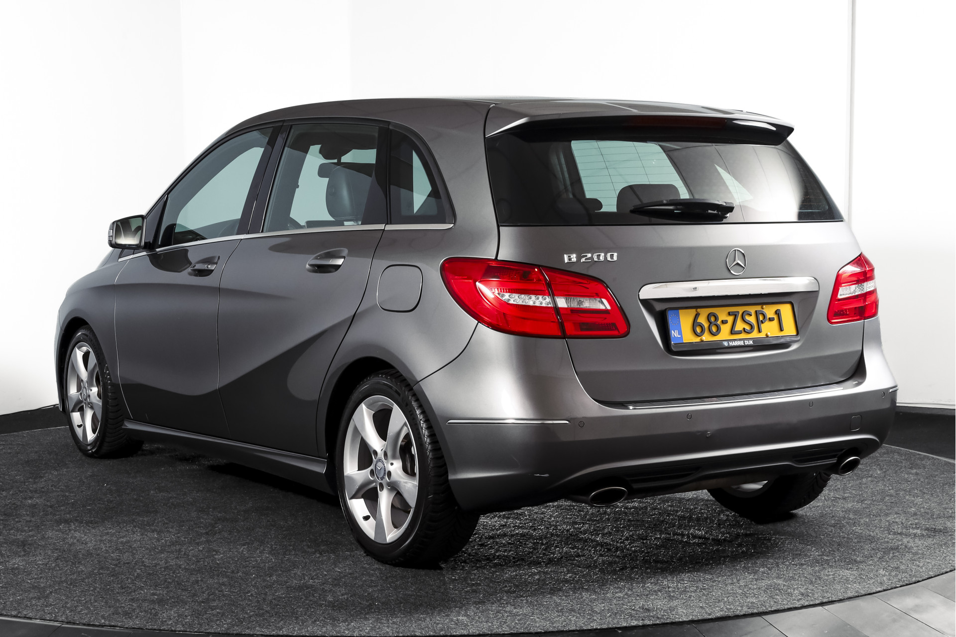 Foto van Mercedes-Benz B 200