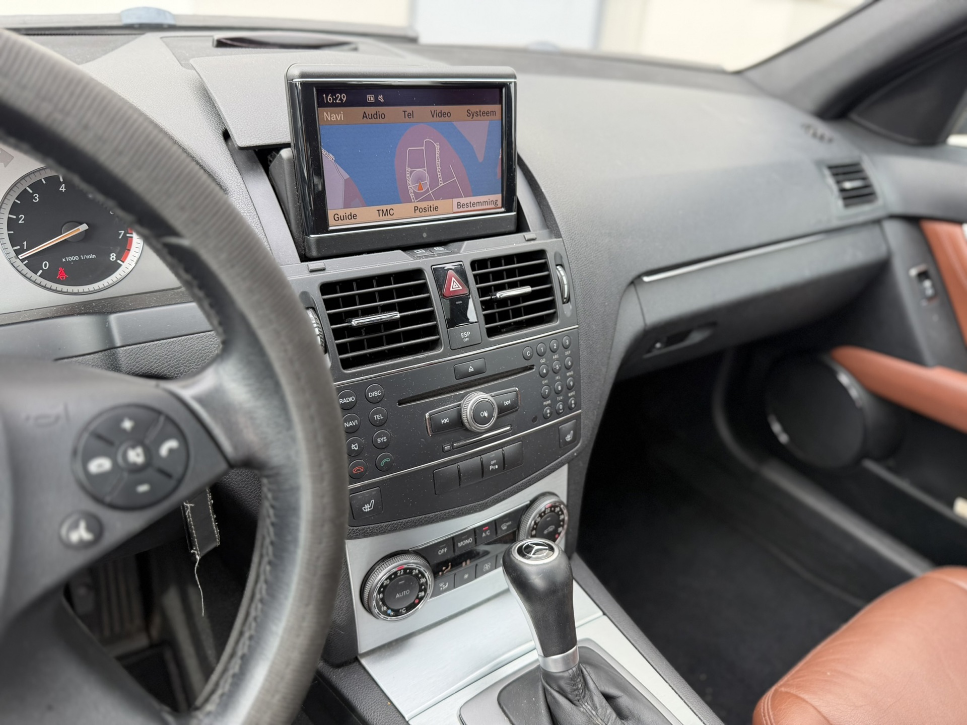 Foto van Mercedes-Benz C 280