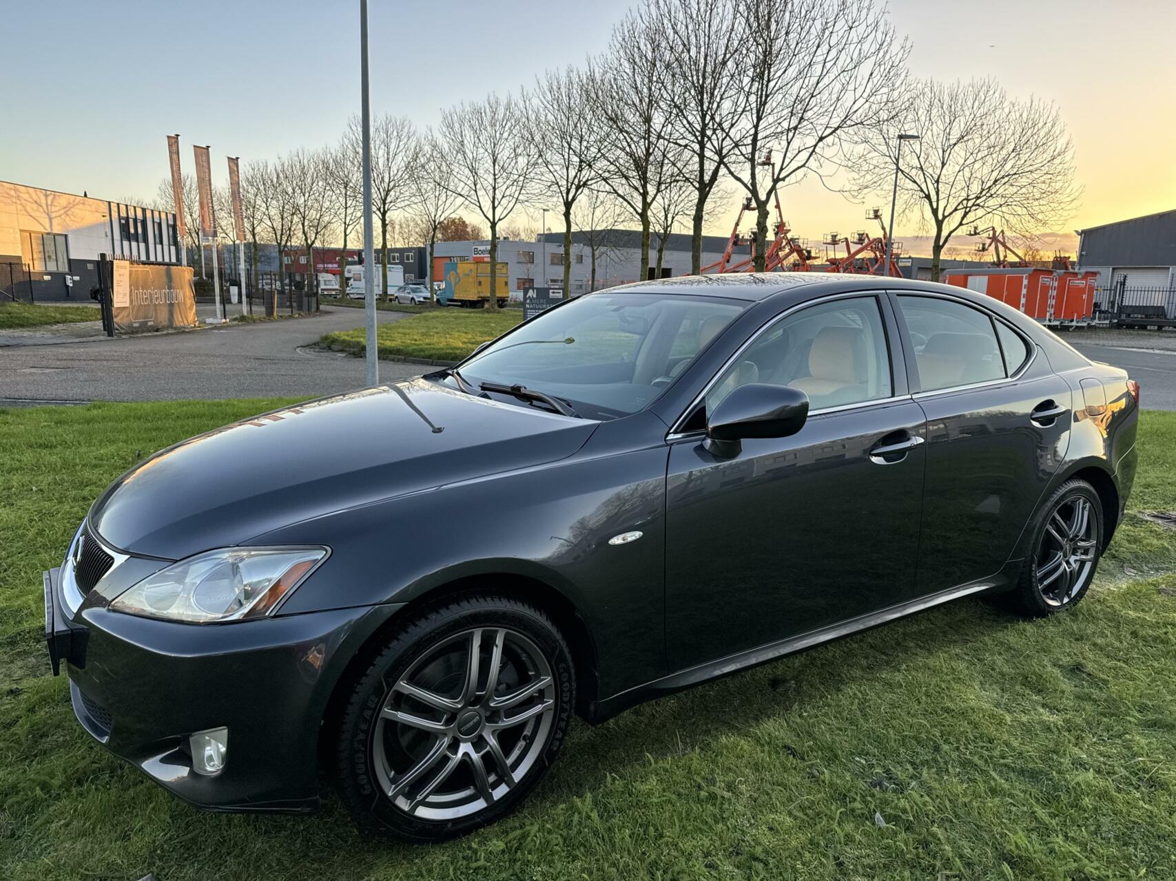 Foto van Lexus Is