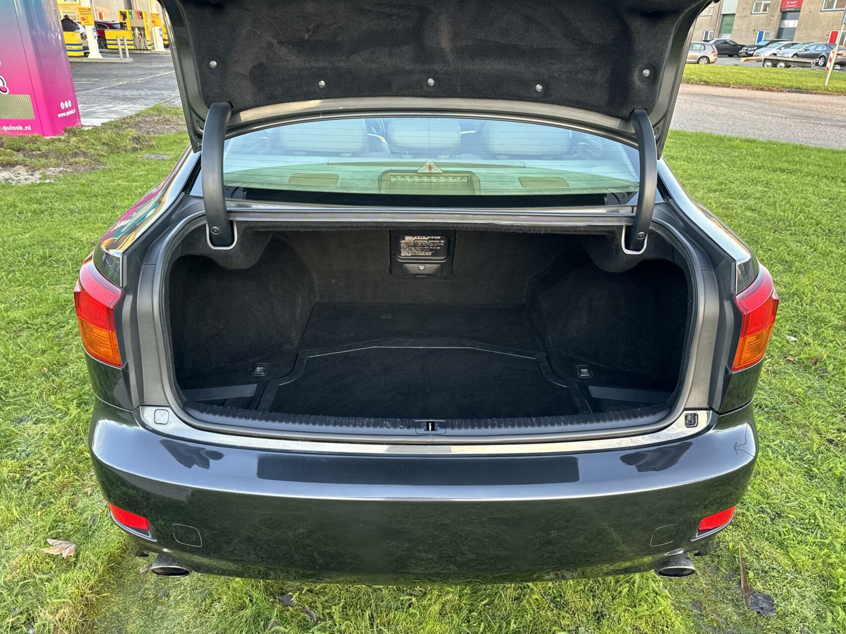 Foto van Lexus Is