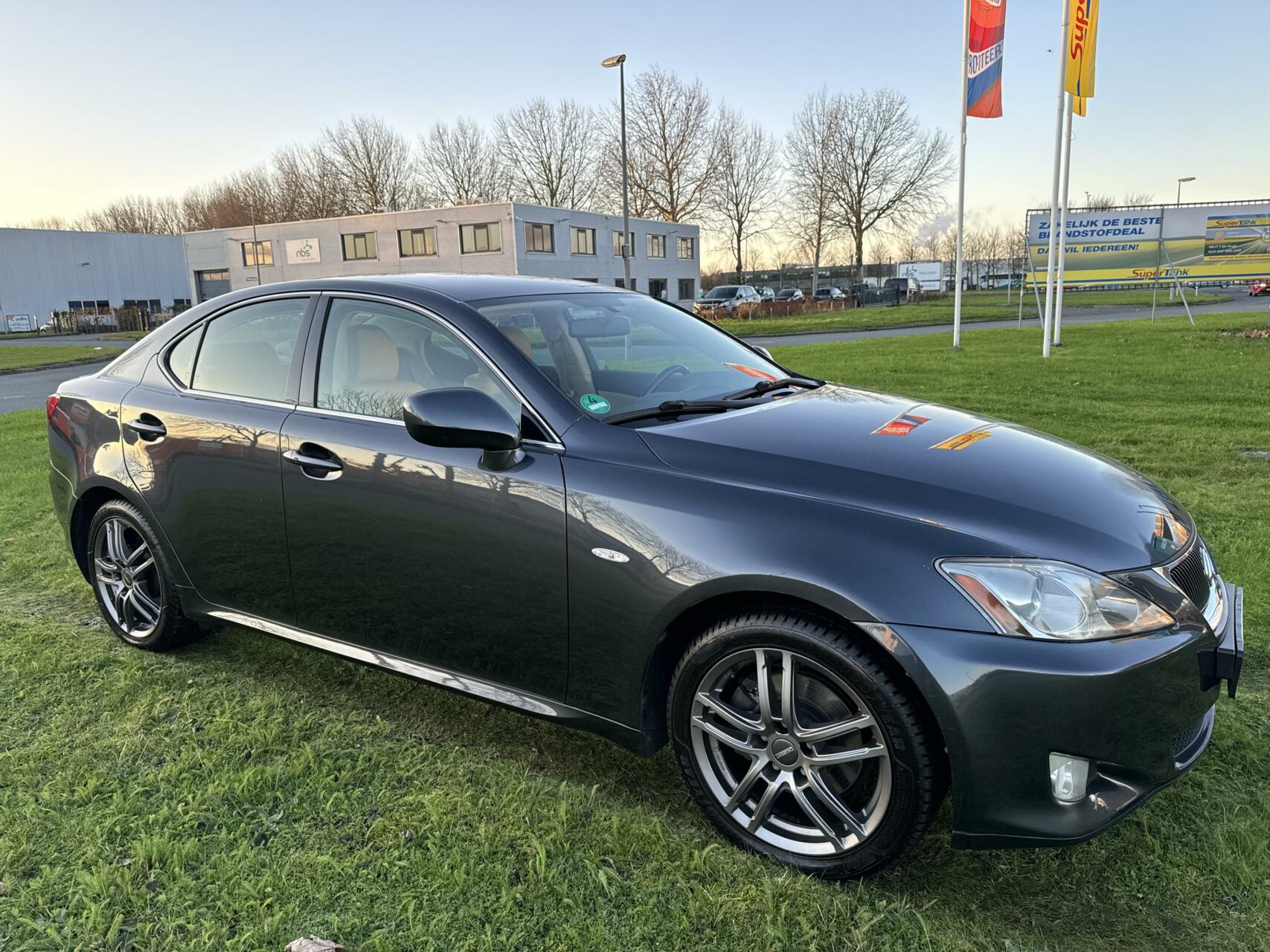 Foto van Lexus Is