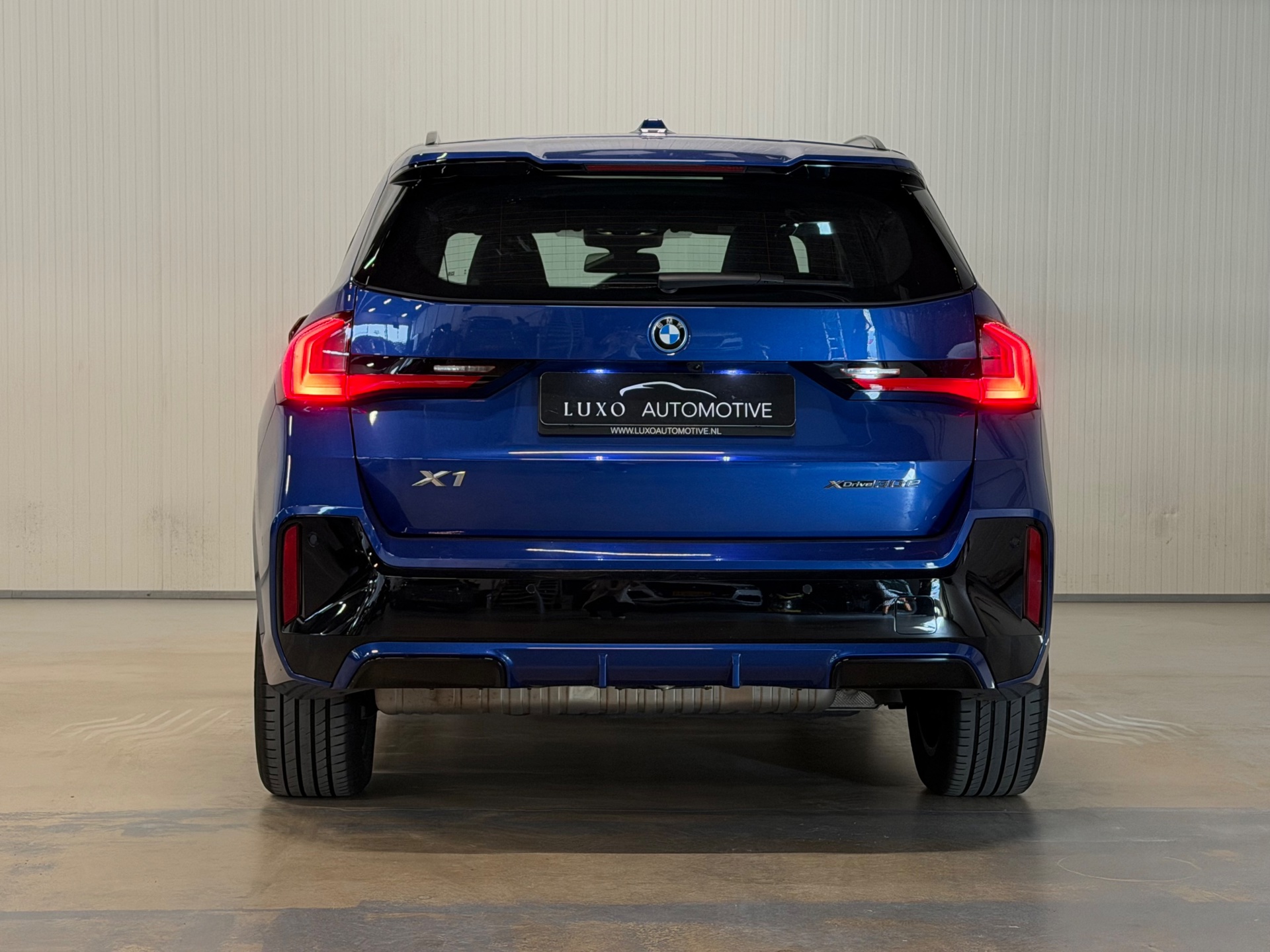 Foto van BMW X1 Xdrive30e