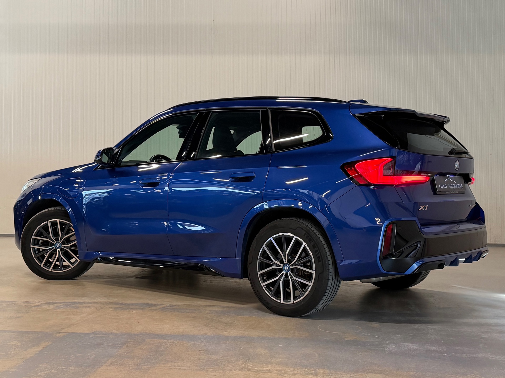 Foto van BMW X1 Xdrive30e